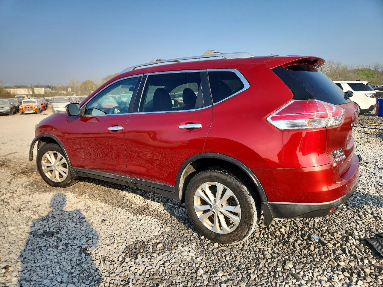 2015 Nissan Rogue Sv Maroon vin: KNMAT2MT9FP516241