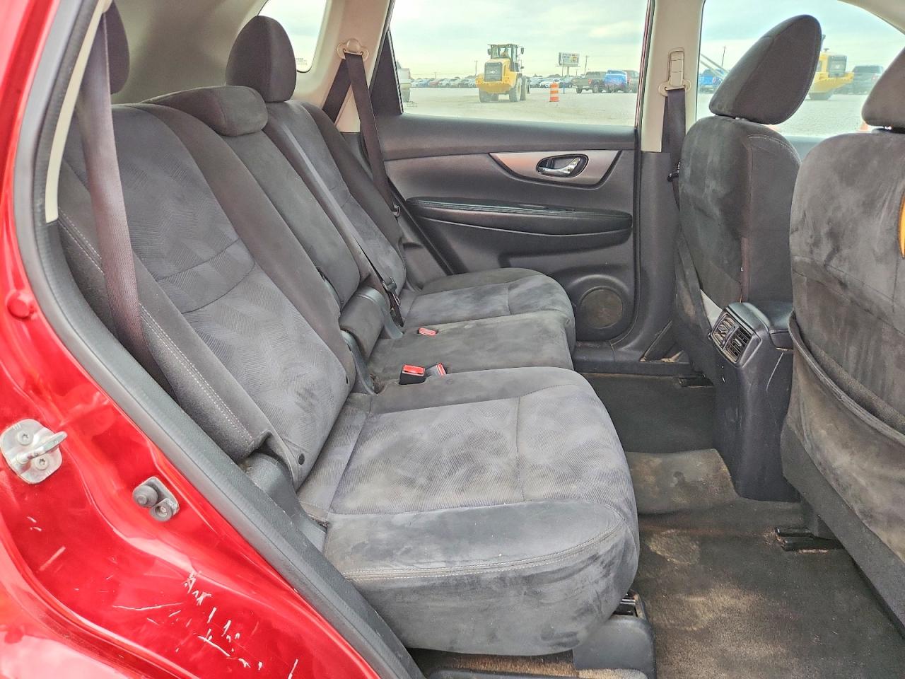 2015 Nissan Rogue Sv Red vin: KNMAT2MT9FP517860