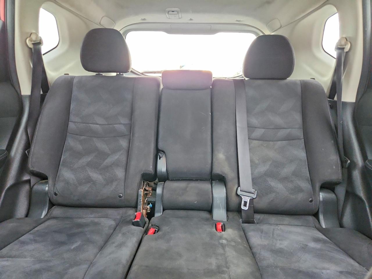 2015 Nissan Rogue Sv Red vin: KNMAT2MT9FP517860
