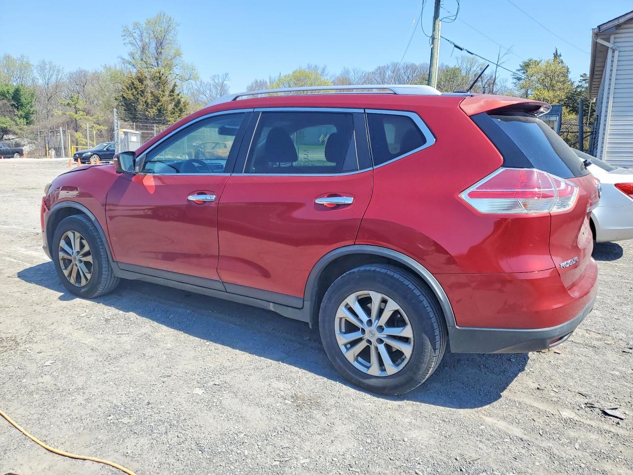 2015 Nissan Rogue Sv Red vin: KNMAT2MT9FP547473