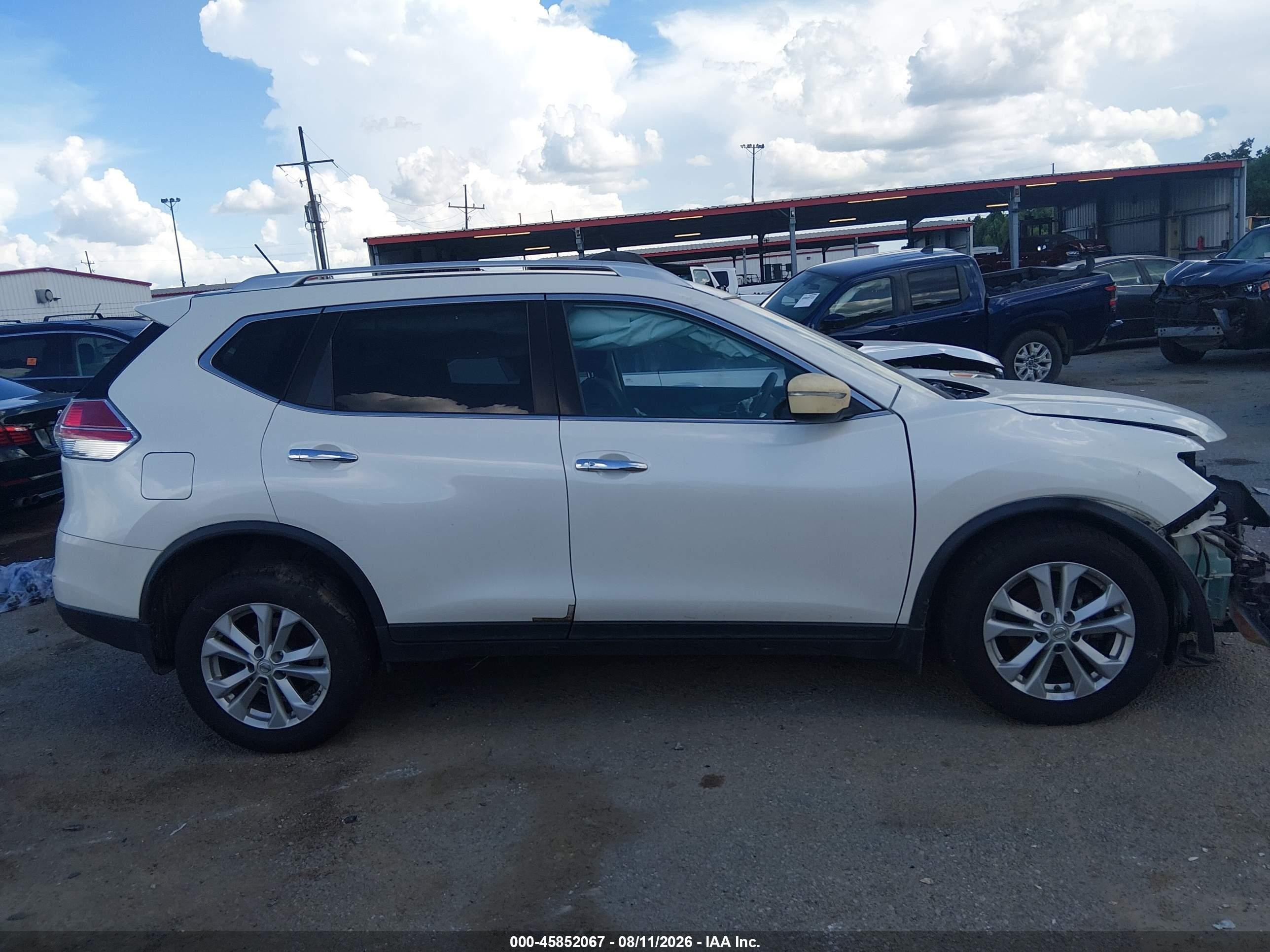 2015 Nissan Rogue Sv White vin: KNMAT2MT9FP557453