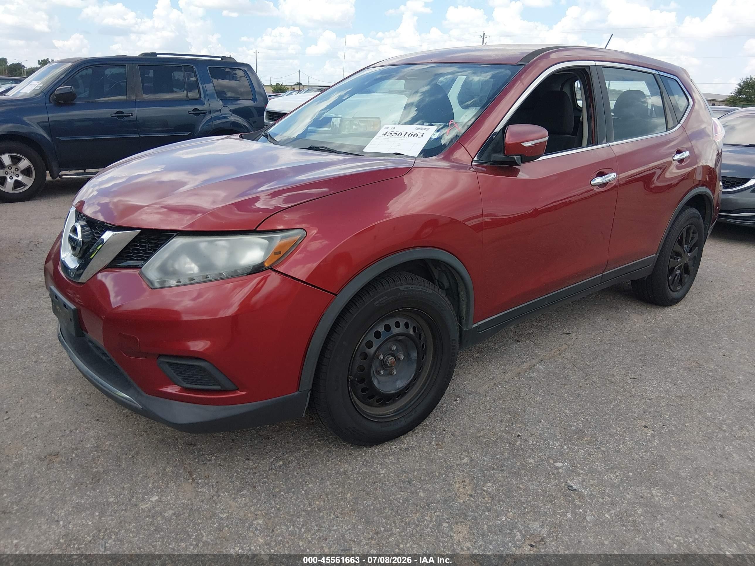 2015 Nissan Rogue S Red vin: KNMAT2MT9FP574138