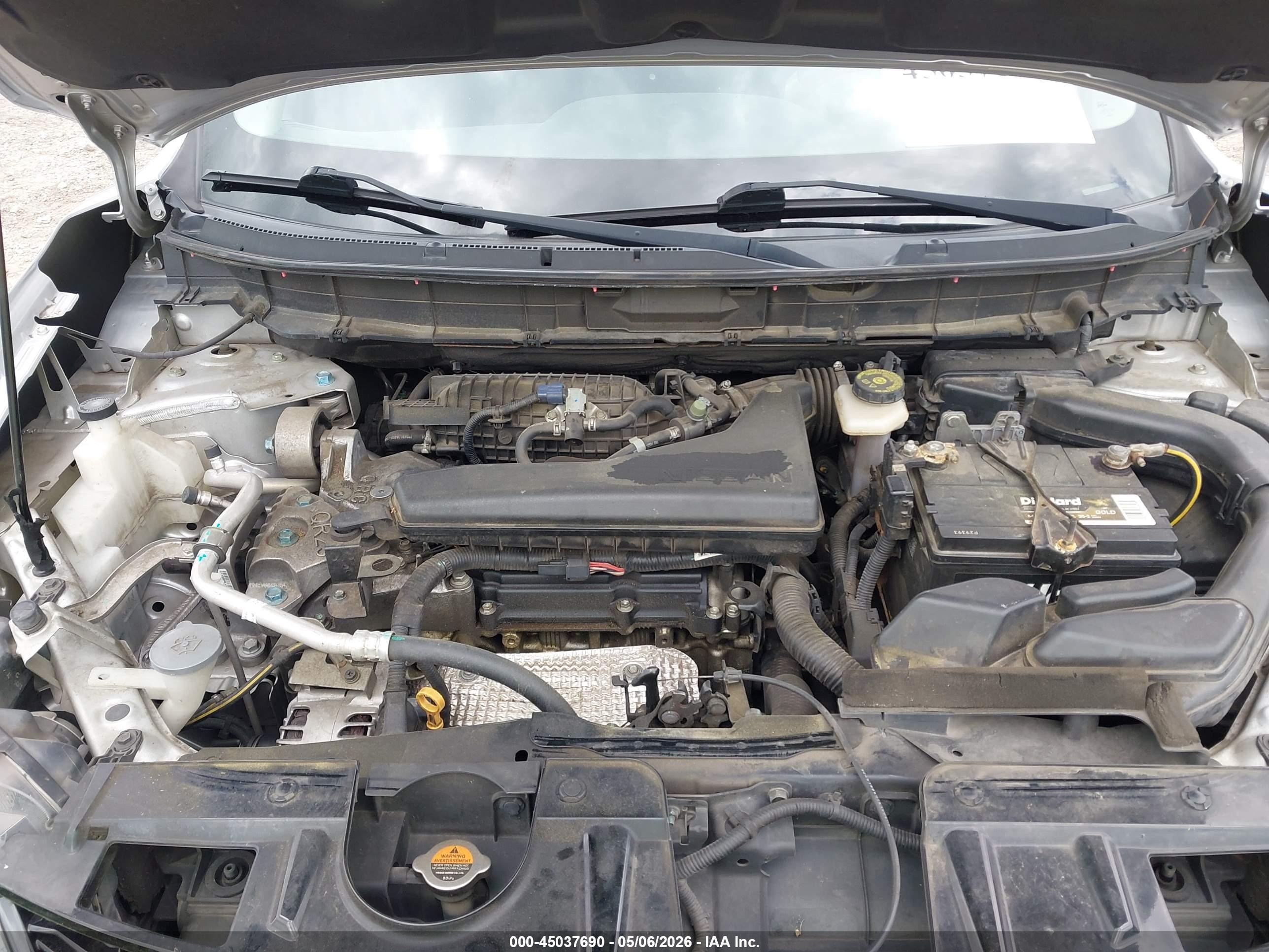 2015 Nissan Rogue Sv Серебряный vin: KNMAT2MT9FP574575