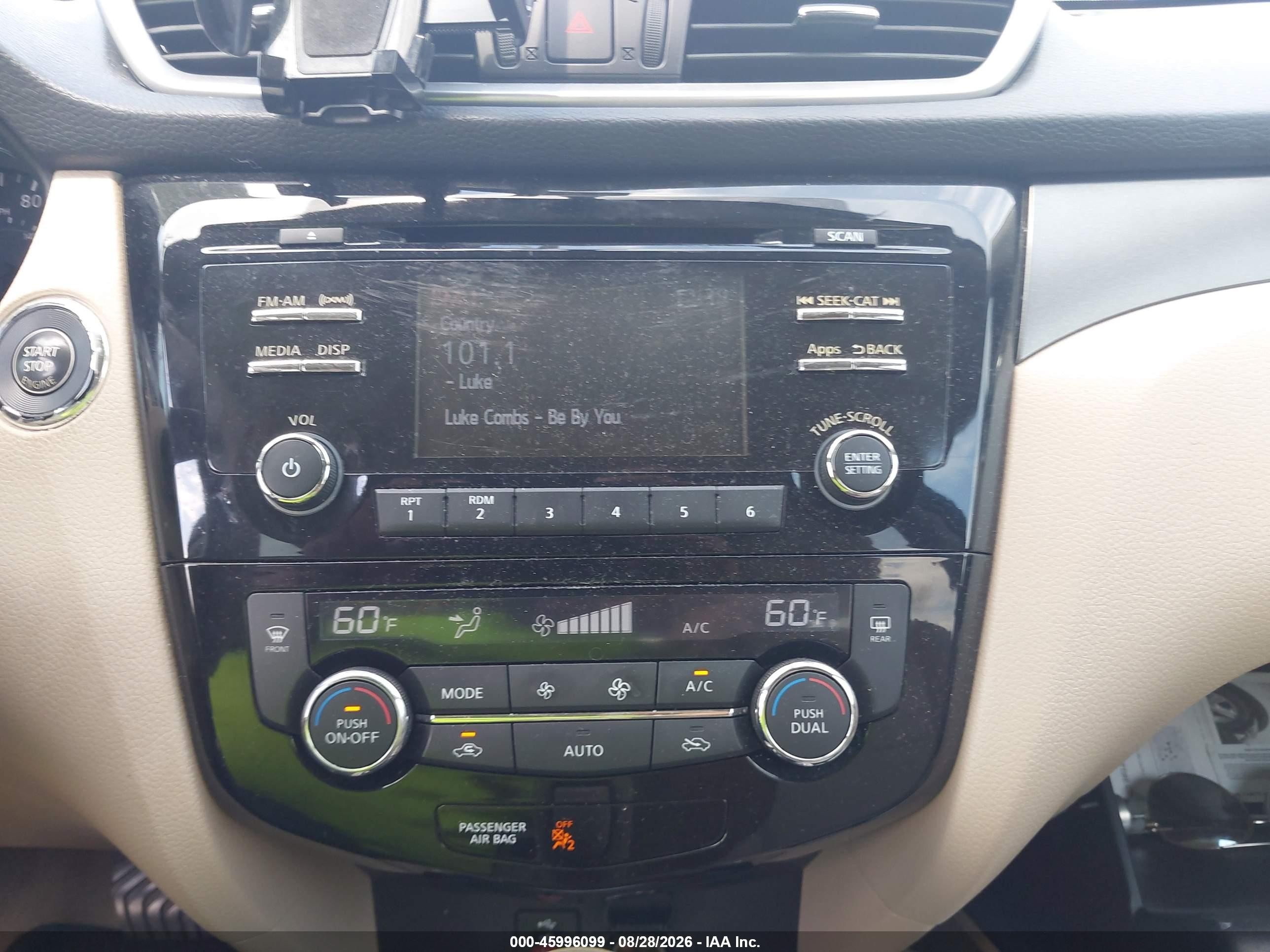 2015 Nissan Rogue Sv Black vin: KNMAT2MT9FP576276