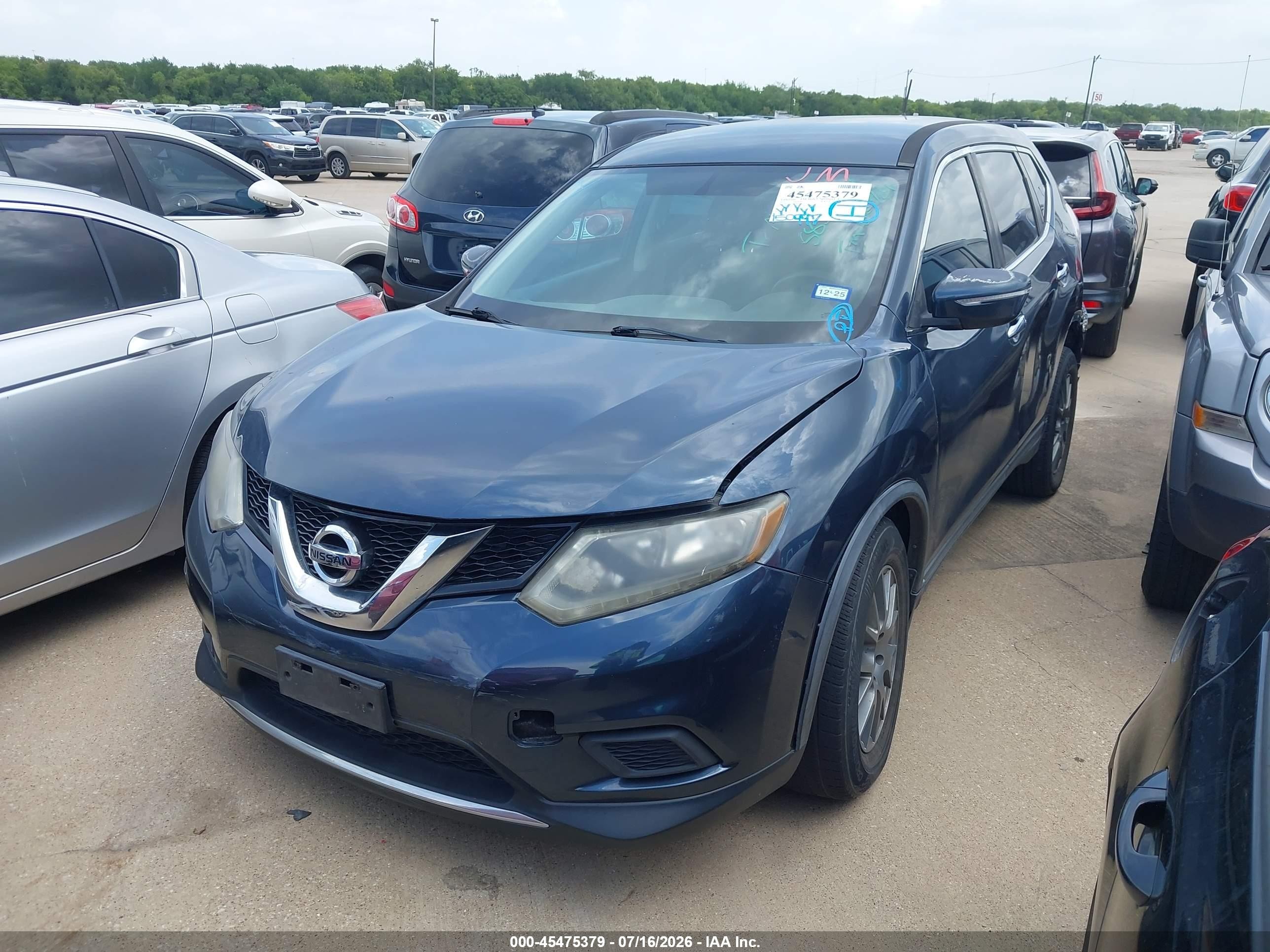 2015 Nissan Rogue S Blue vin: KNMAT2MT9FP585074