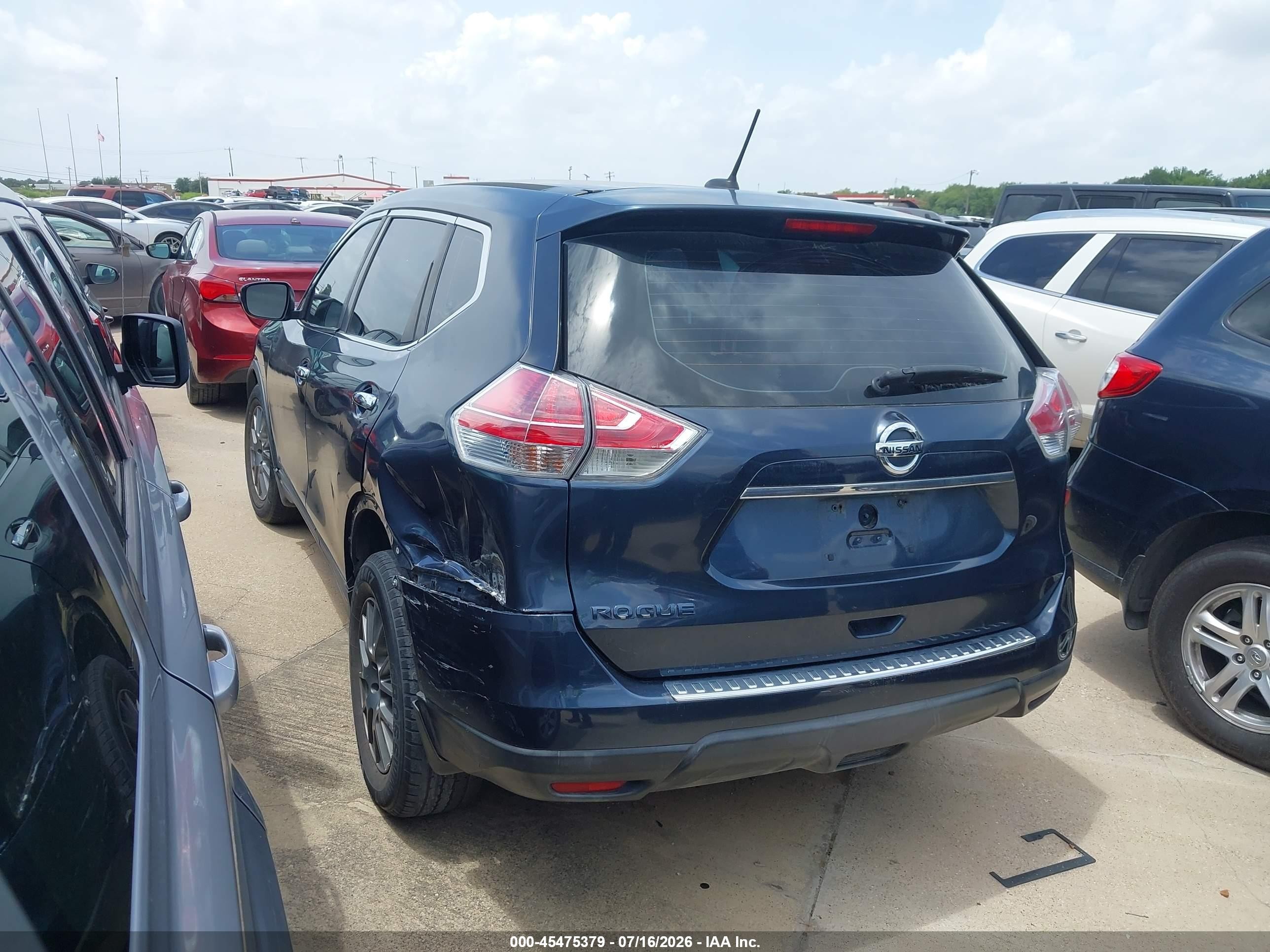 2015 Nissan Rogue S Blue vin: KNMAT2MT9FP585074