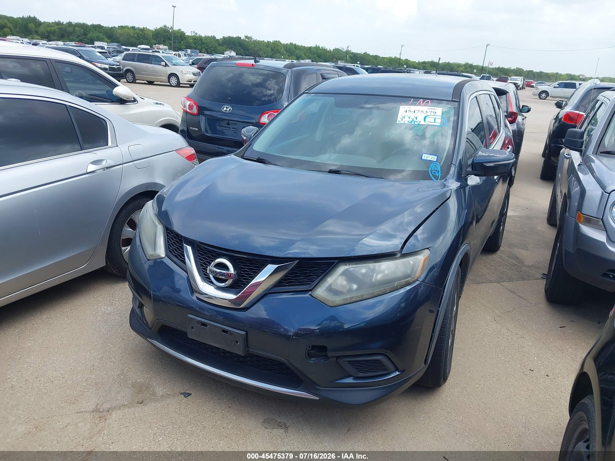 2015 Nissan Rogue S Blue vin: KNMAT2MT9FP585074