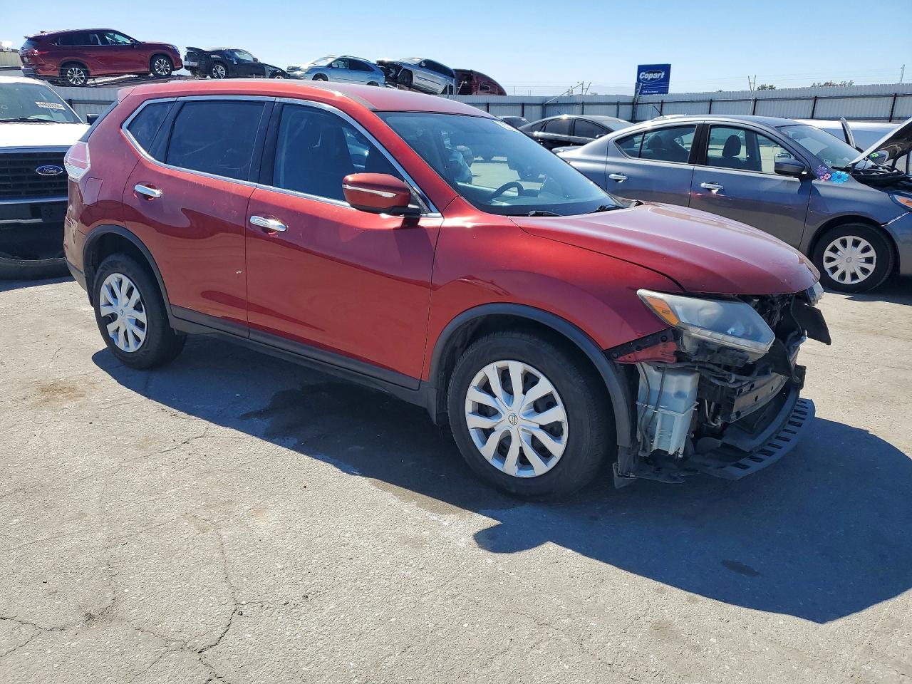 2015 Nissan Rogue S Red vin: KNMAT2MT9FP589545