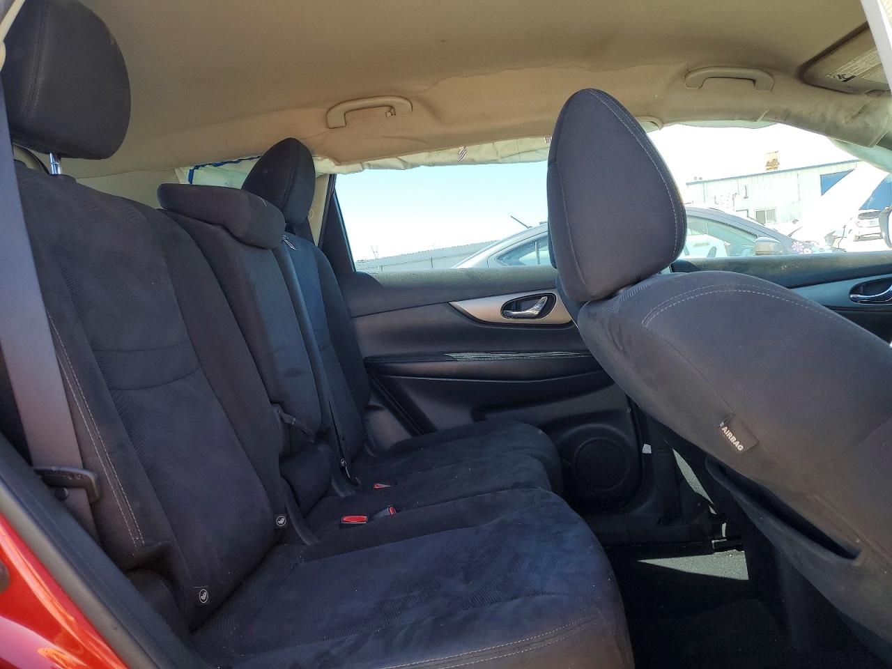 2015 Nissan Rogue S Red vin: KNMAT2MT9FP589545