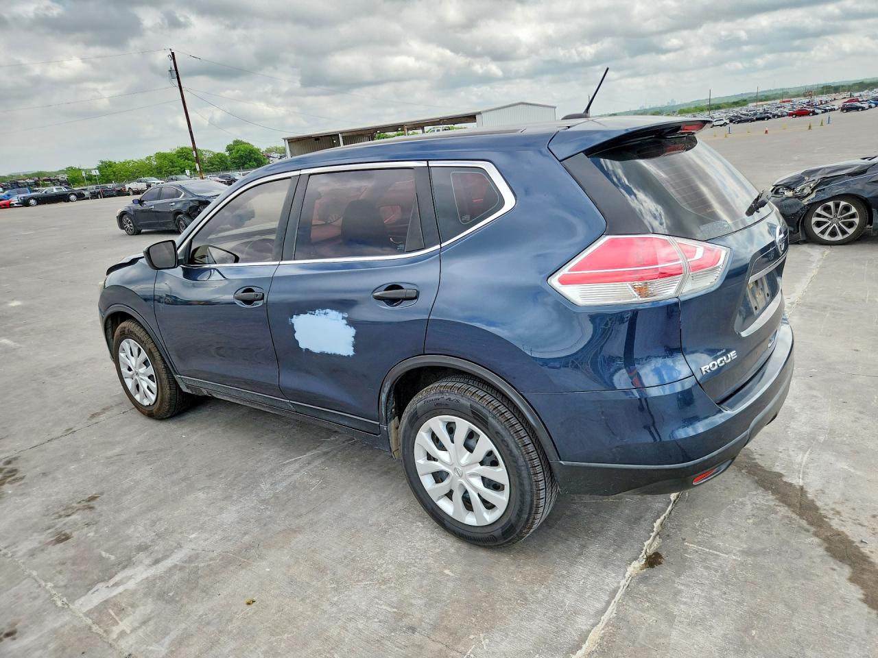 2016 Nissan Rogue S Blue vin: KNMAT2MT9GP595637