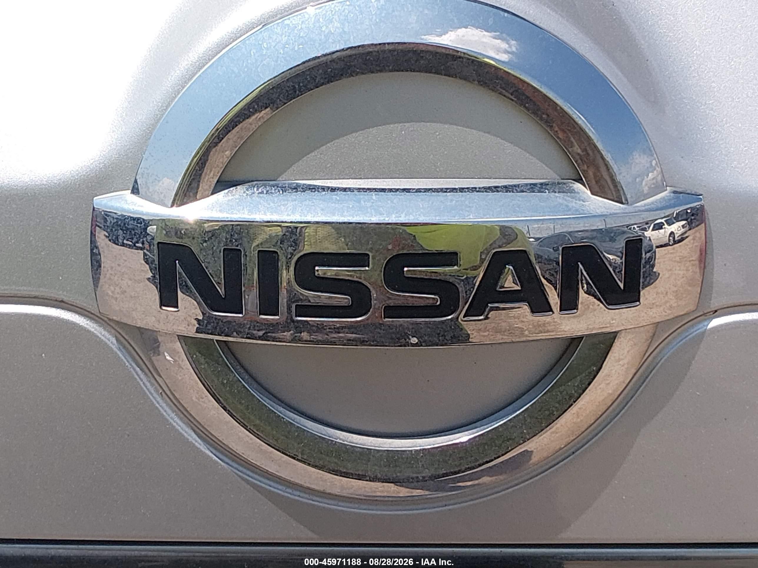 2016 Nissan Rogue Sv Silver vin: KNMAT2MT9GP607186