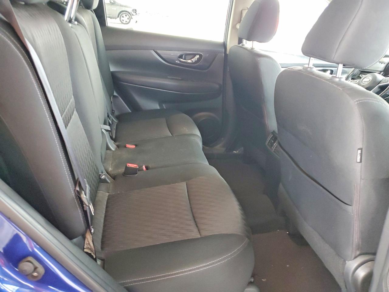 2018 Nissan Rogue S Blue vin: KNMAT2MT9JP605624