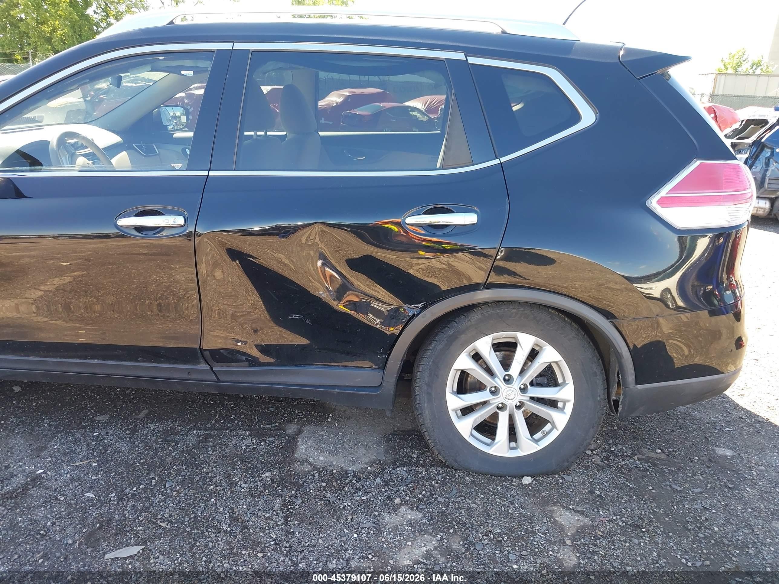 2015 Nissan Rogue Sv Черный vin: KNMAT2MTXFP500727