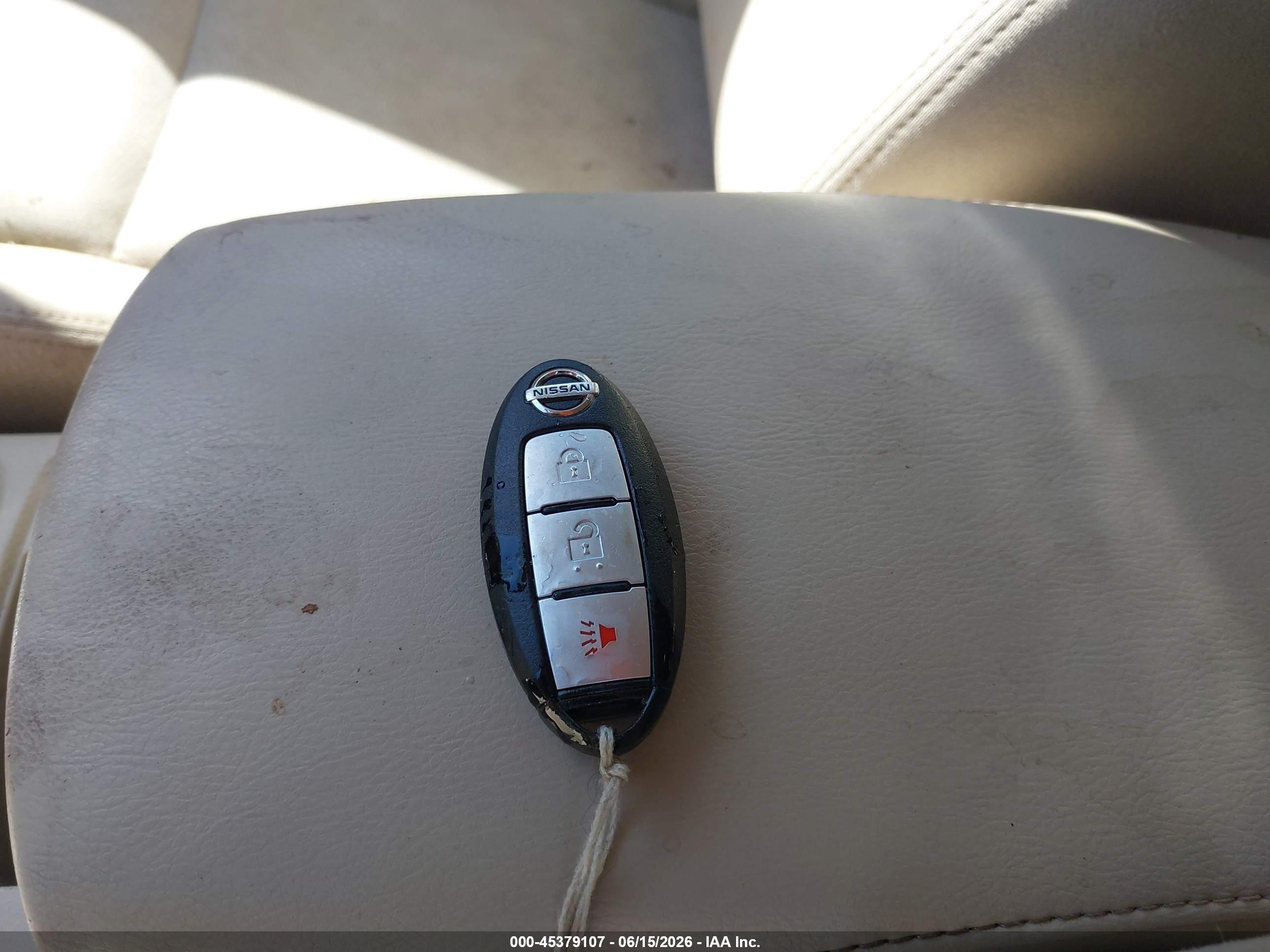 2015 Nissan Rogue Sv Черный vin: KNMAT2MTXFP500727