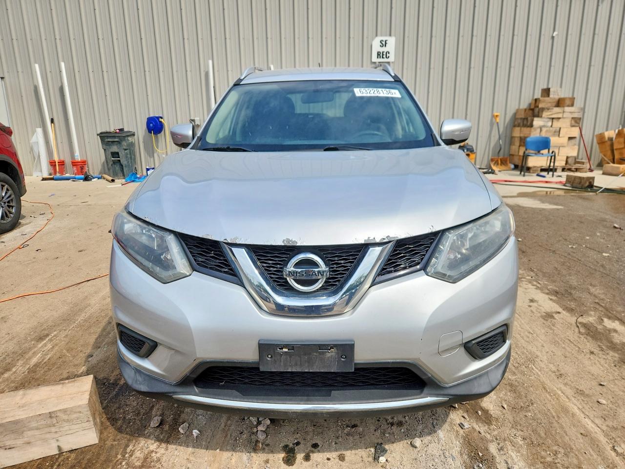 2015 Nissan Rogue Sv Silver vin: KNMAT2MTXFP517317