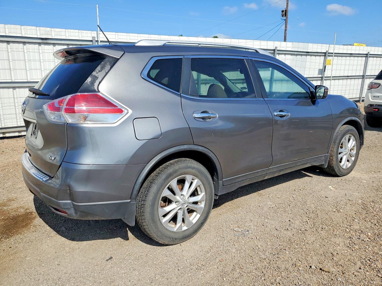 2015 Nissan Rogue Sv Gray vin: KNMAT2MTXFP551256