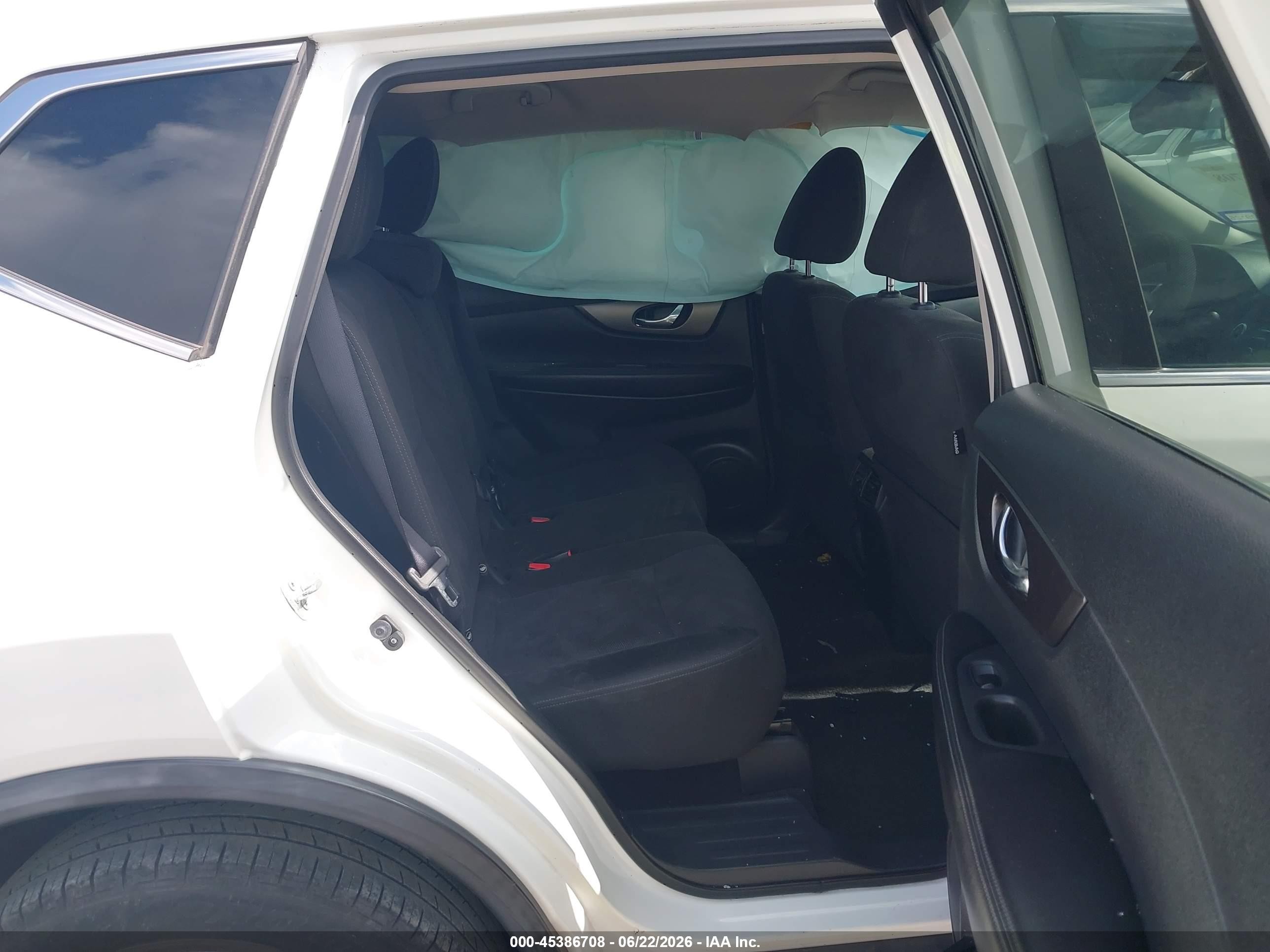2015 Nissan Rogue Sv White vin: KNMAT2MTXFP572902
