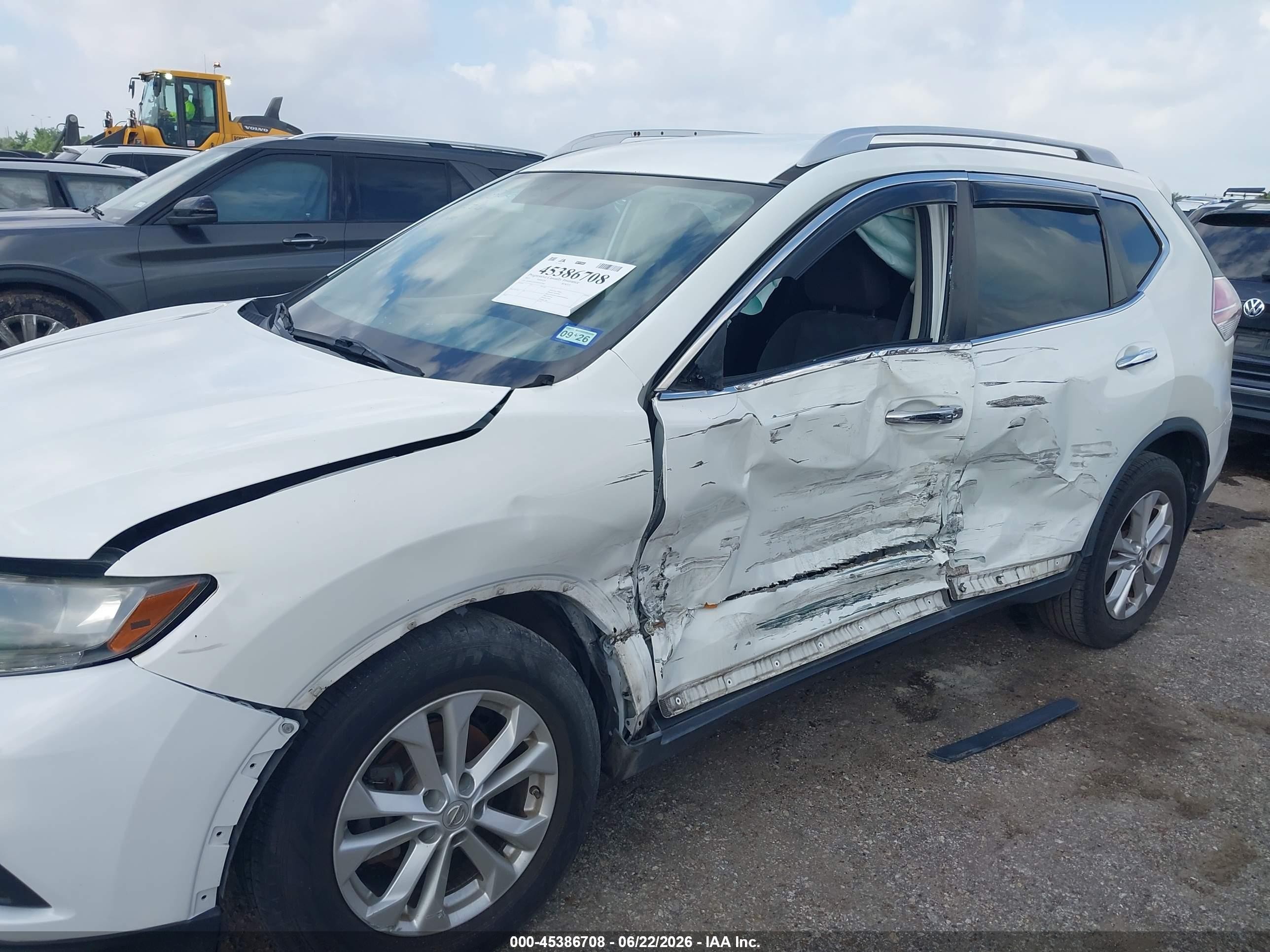 2015 Nissan Rogue Sv White vin: KNMAT2MTXFP572902