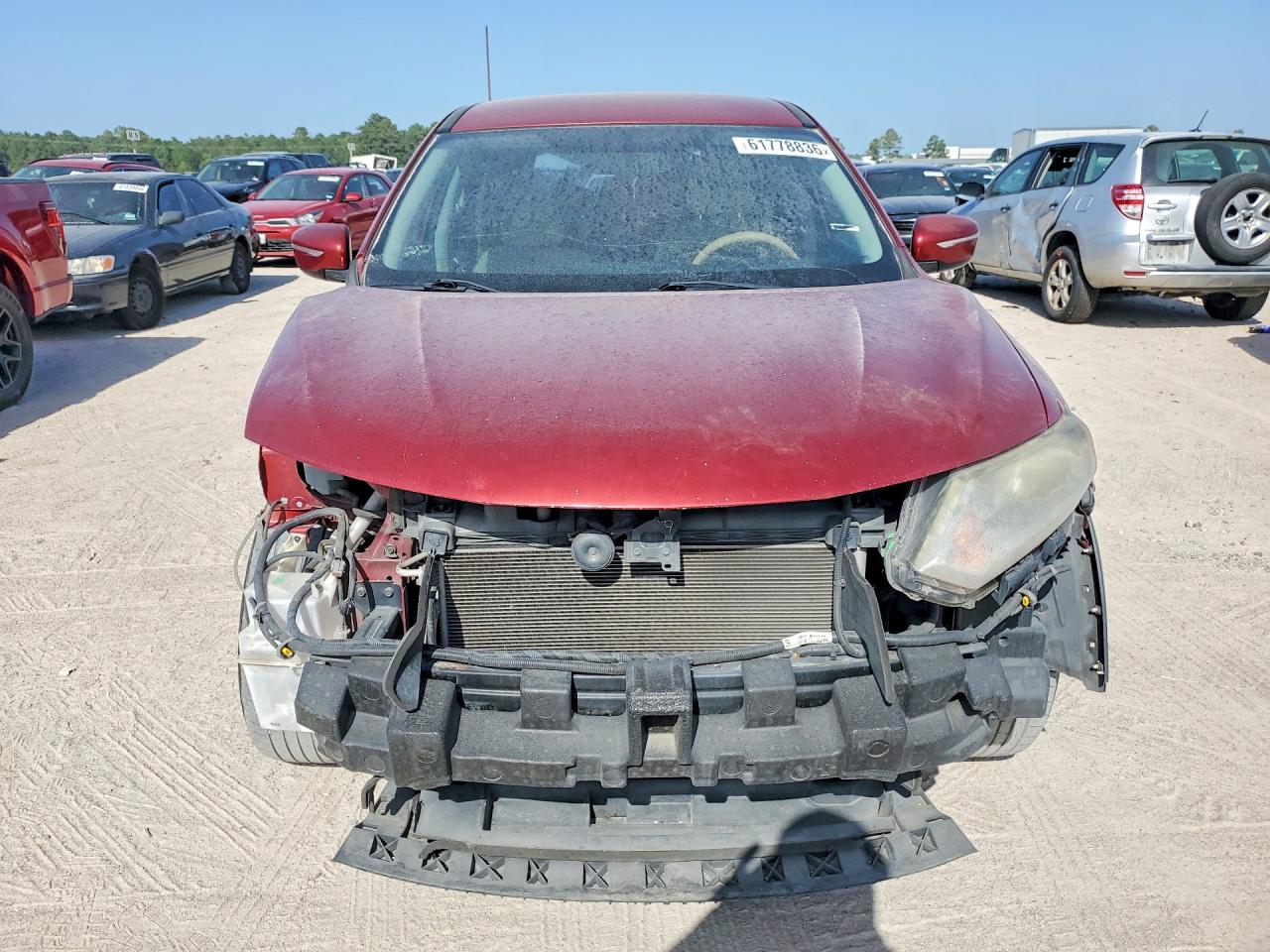 2015 Nissan Rogue S Red vin: KNMAT2MTXFP579560