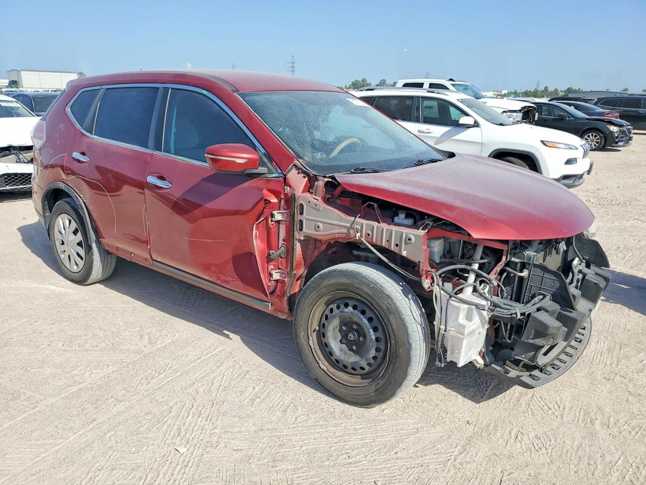 2015 Nissan Rogue S Red vin: KNMAT2MTXFP579560