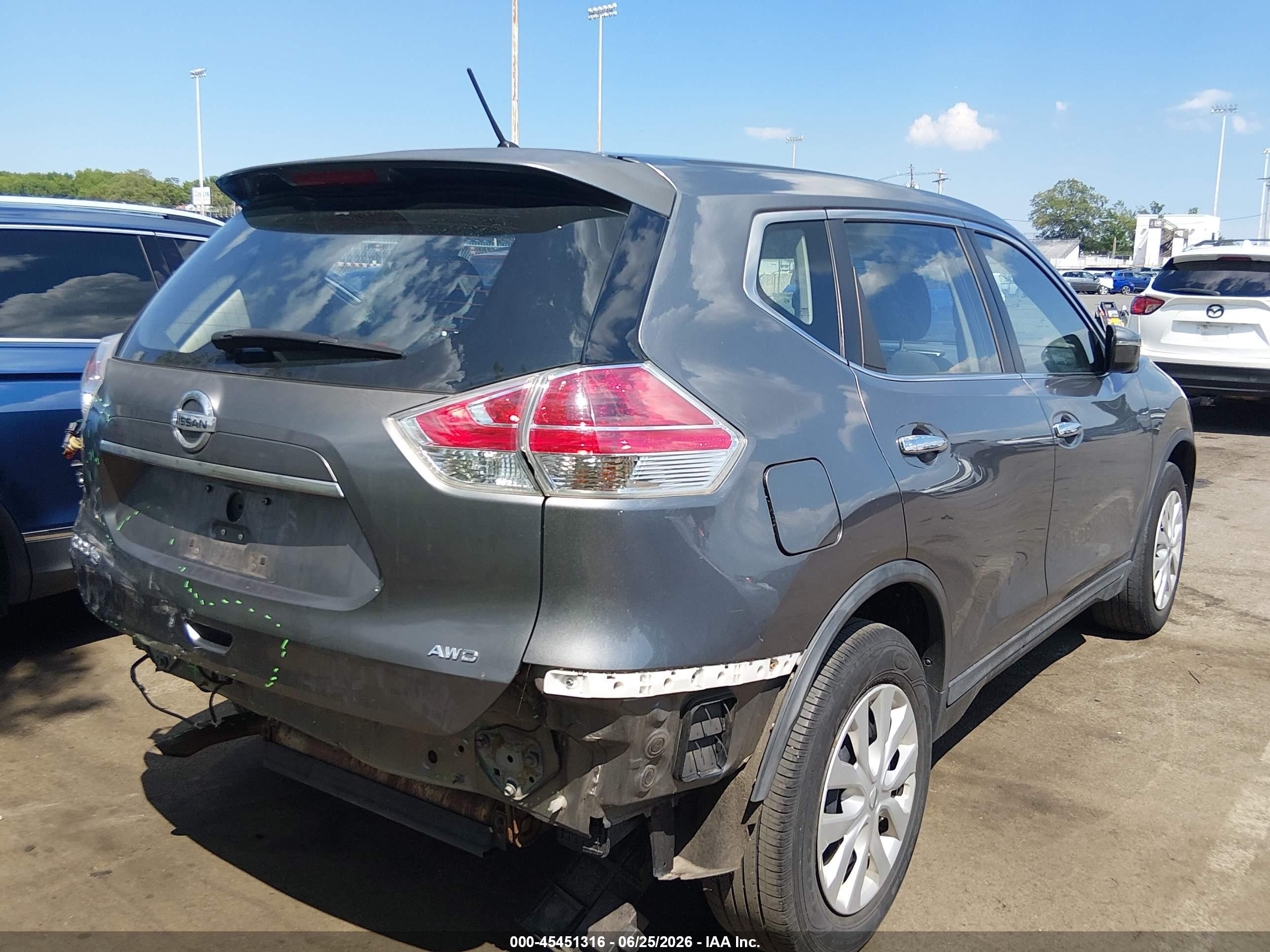 2015 Nissan Rogue S Gray vin: KNMAT2MV0FP505713