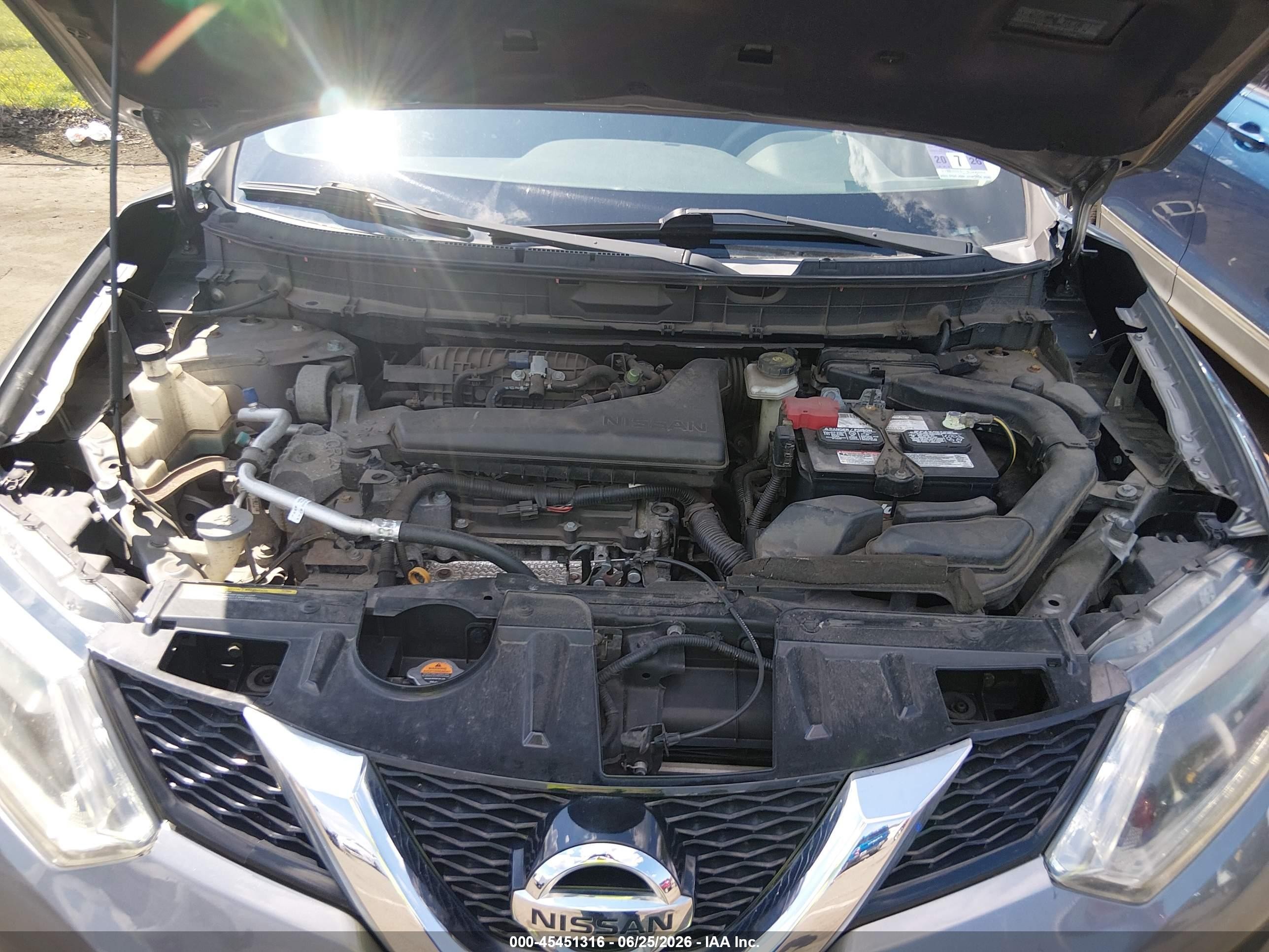 2015 Nissan Rogue S Gray vin: KNMAT2MV0FP505713