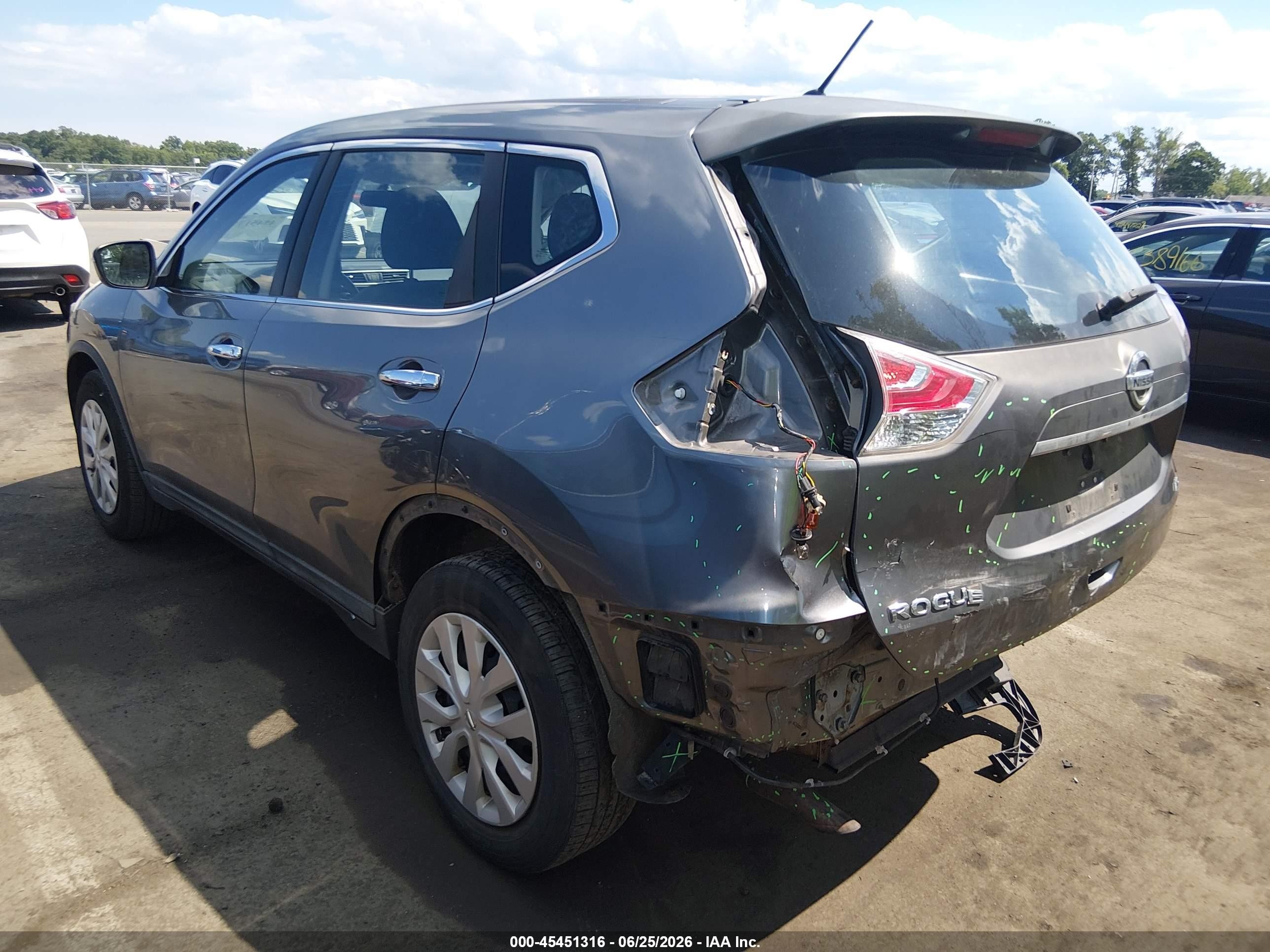 2015 Nissan Rogue S Gray vin: KNMAT2MV0FP505713