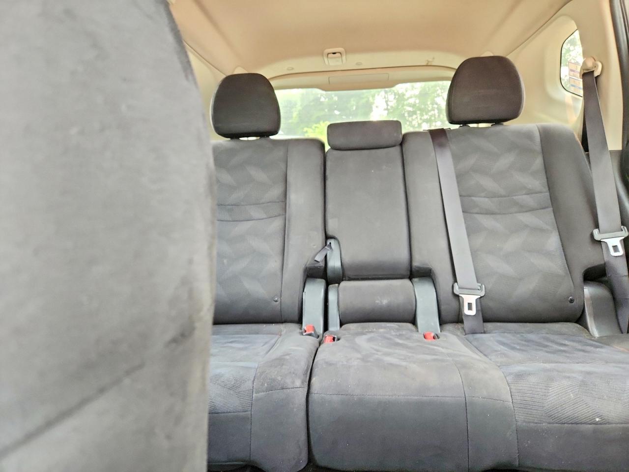 2015 Nissan Rogue Sv Серый vin: KNMAT2MV0FP506277