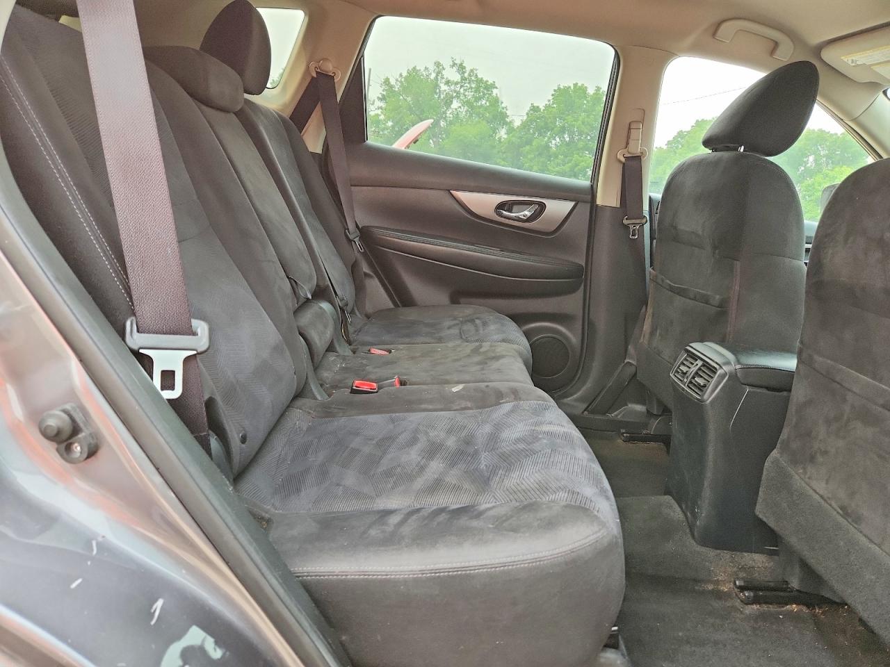 2015 Nissan Rogue Sv Серый vin: KNMAT2MV0FP506277