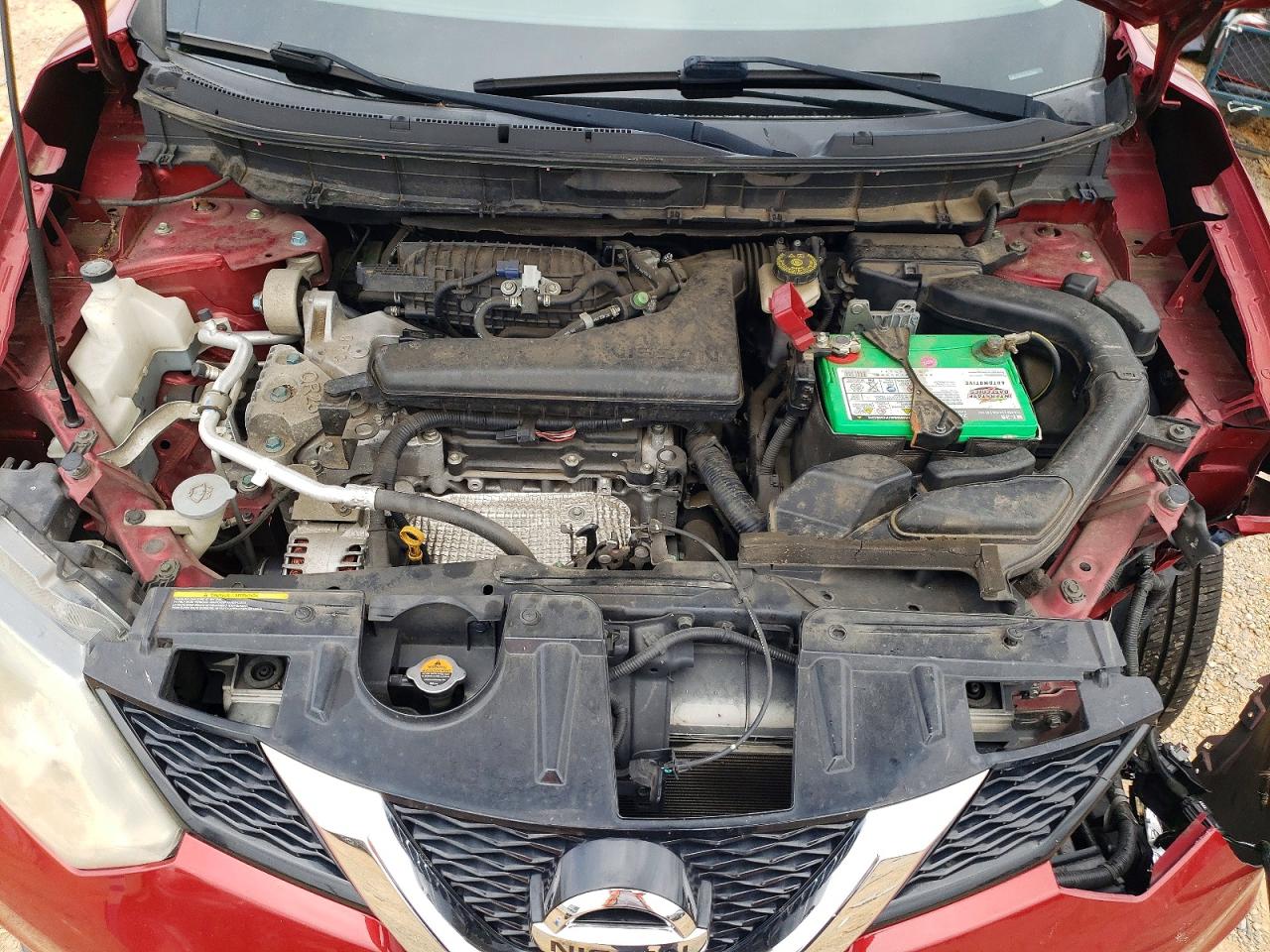 2015 Nissan Rogue S Red vin: KNMAT2MV0FP507560