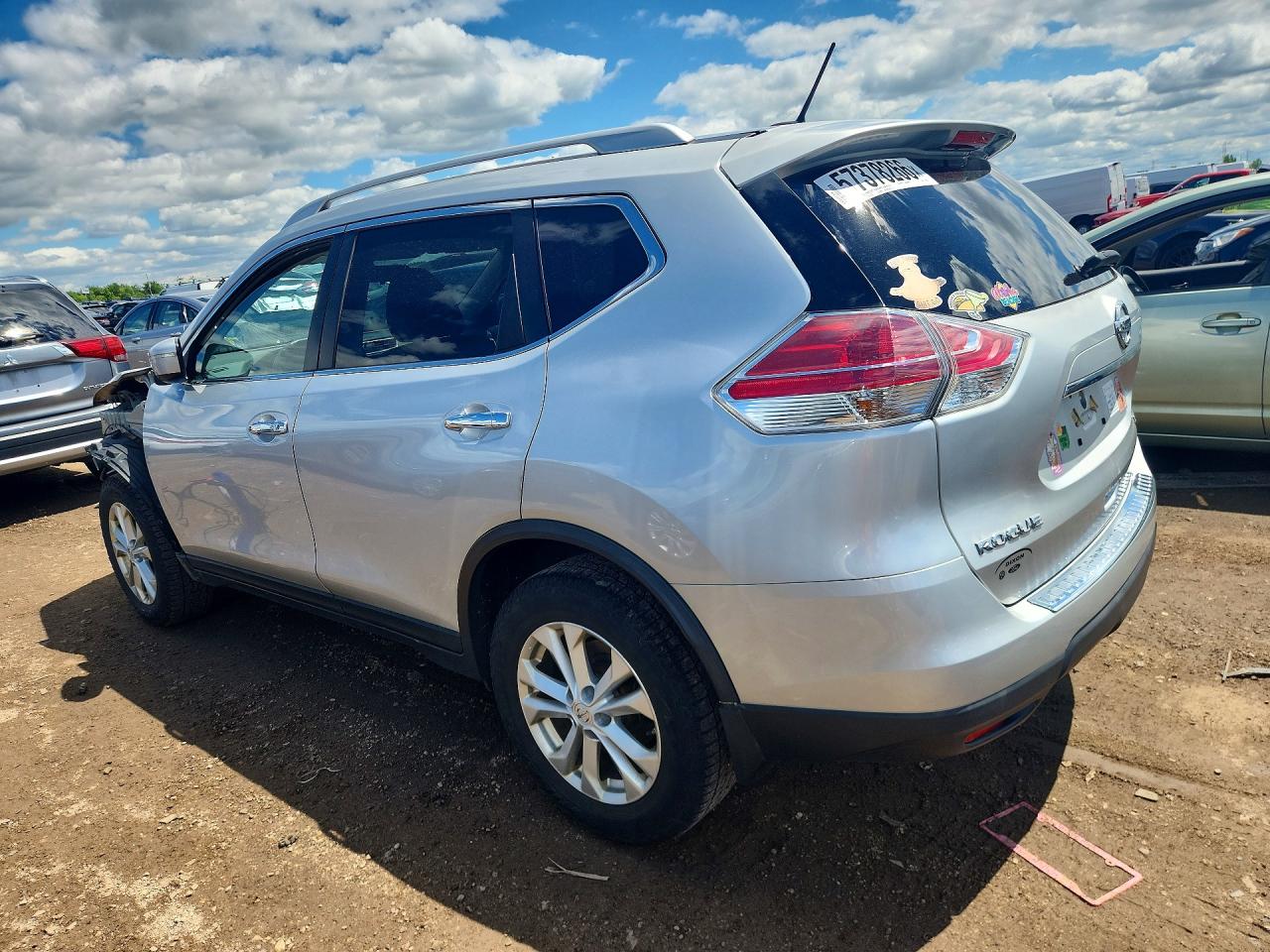 2015 Nissan Rogue Sv Silver vin: KNMAT2MV0FP515920