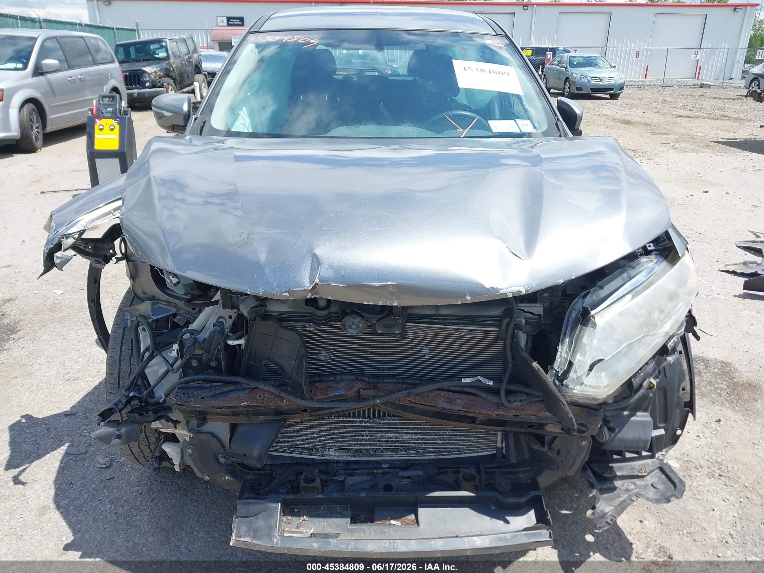 2015 Nissan Rogue S Gray vin: KNMAT2MV0FP547394