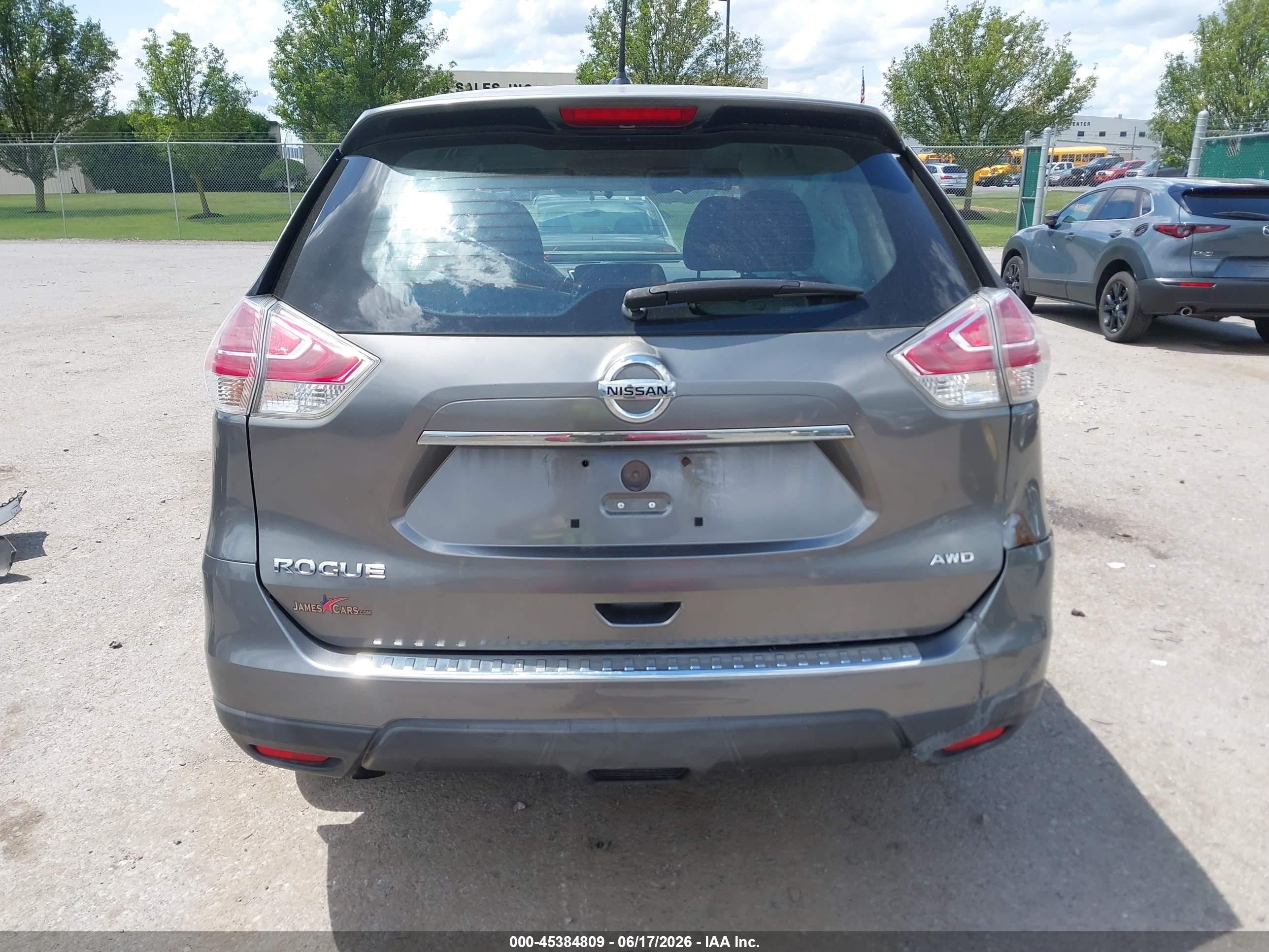 2015 Nissan Rogue S Gray vin: KNMAT2MV0FP547394