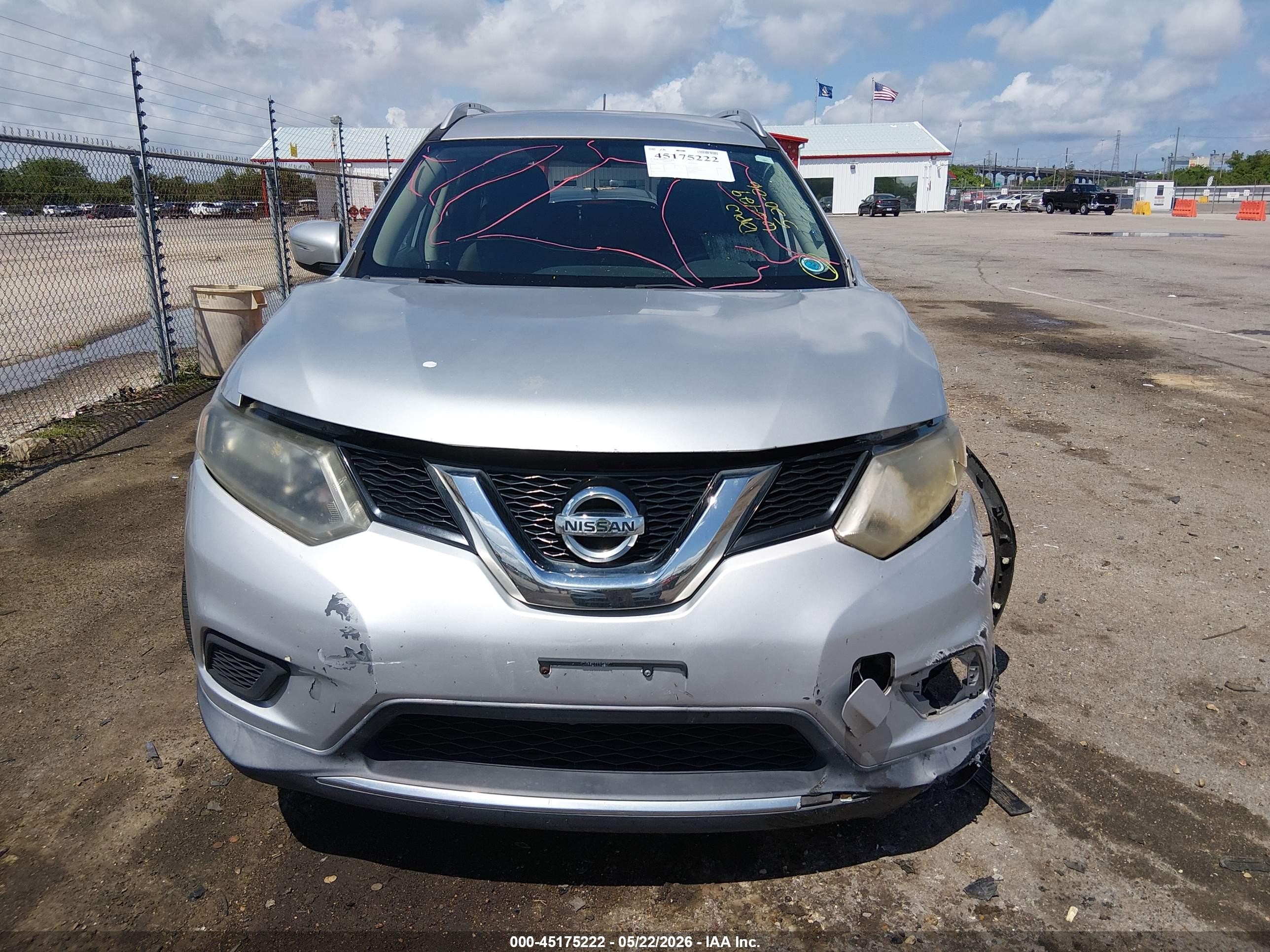 2015 Nissan Rogue Sv Silver vin: KNMAT2MV0FP560694