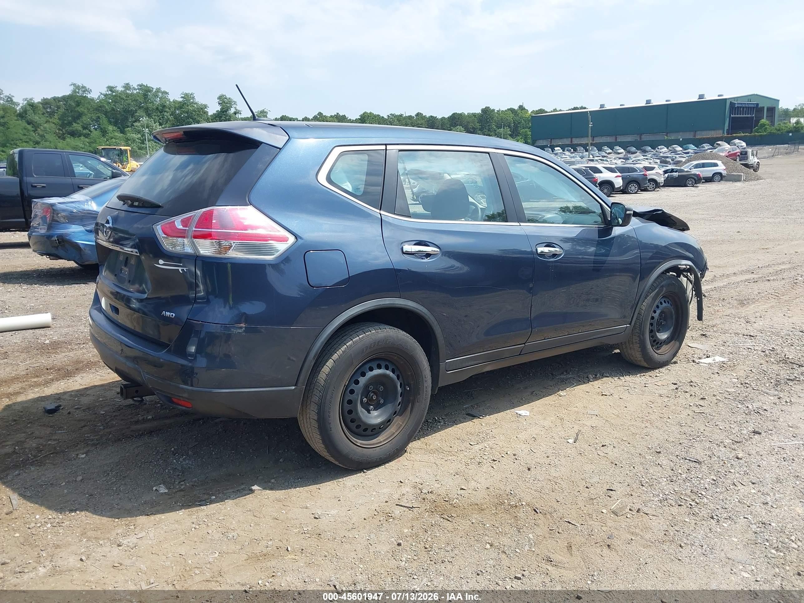 2015 Nissan Rogue S Blue vin: KNMAT2MV0FP568424