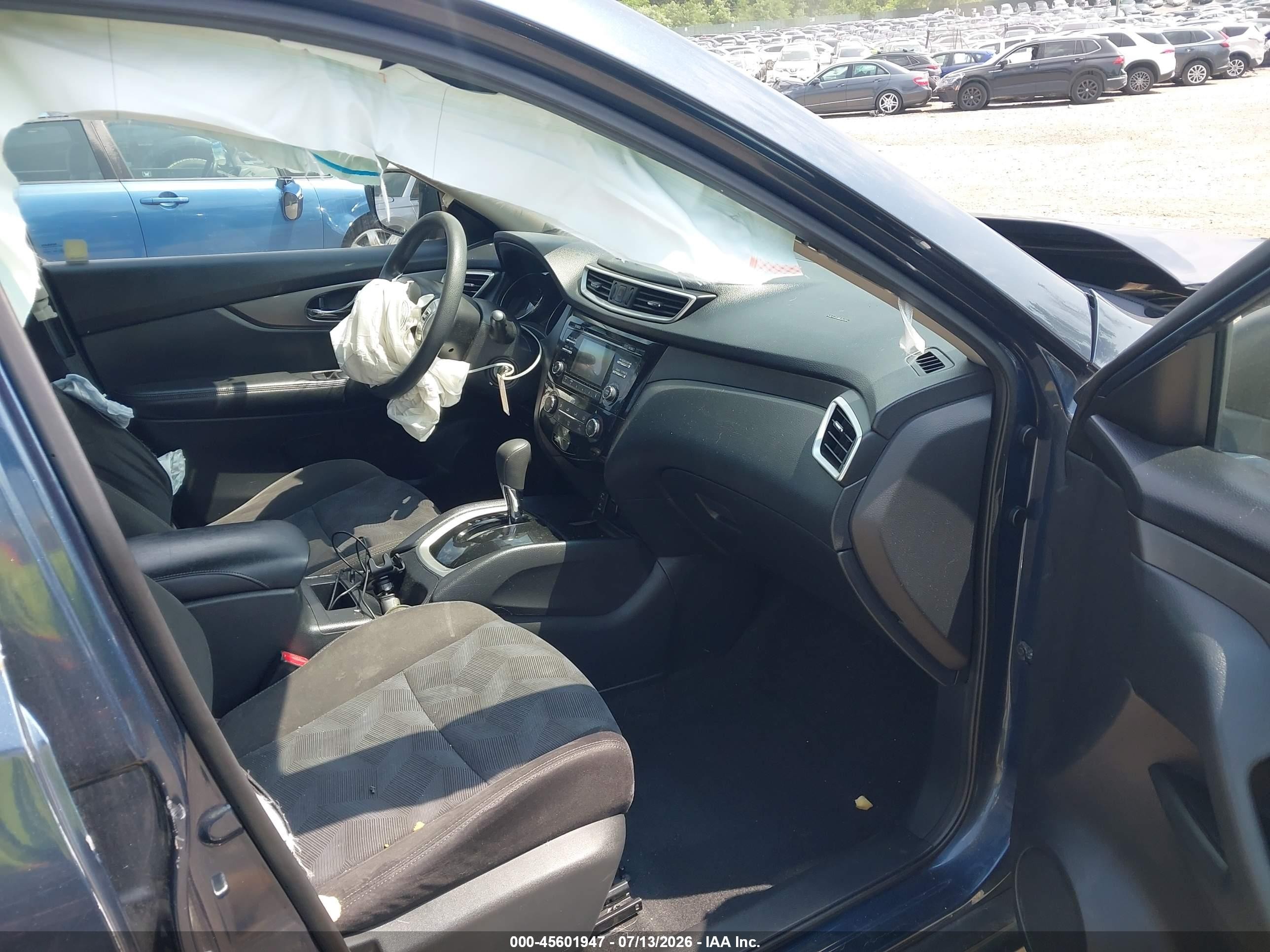 2015 Nissan Rogue S Blue vin: KNMAT2MV0FP568424
