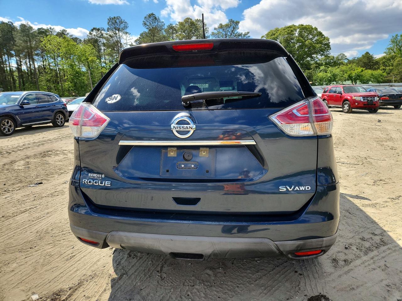 2016 Nissan Rogue Sv Blue vin: KNMAT2MV0GP662434