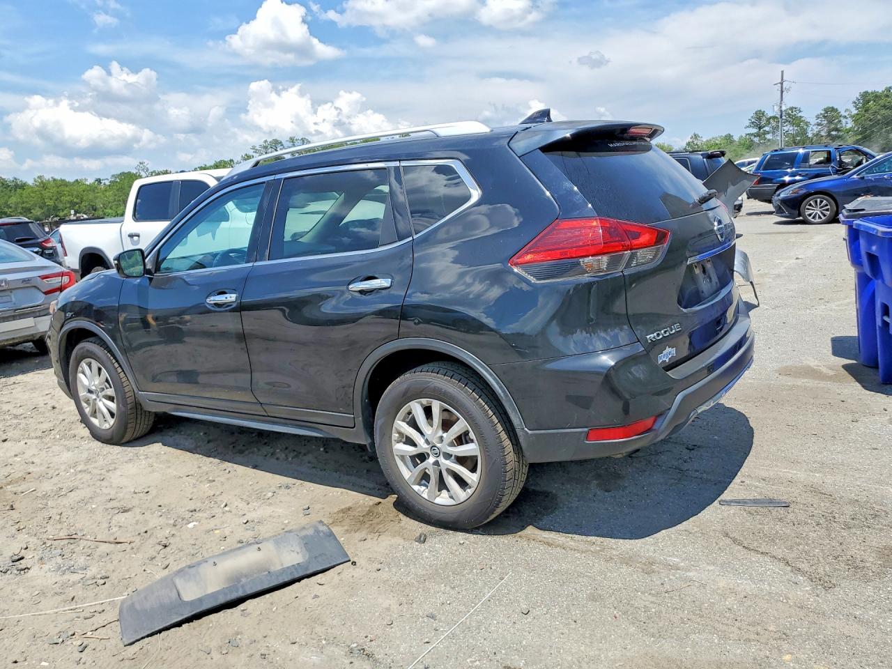 2017 Nissan Rogue Sv Black vin: KNMAT2MV0HP506847