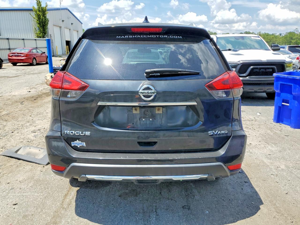 2017 Nissan Rogue Sv Black vin: KNMAT2MV0HP506847