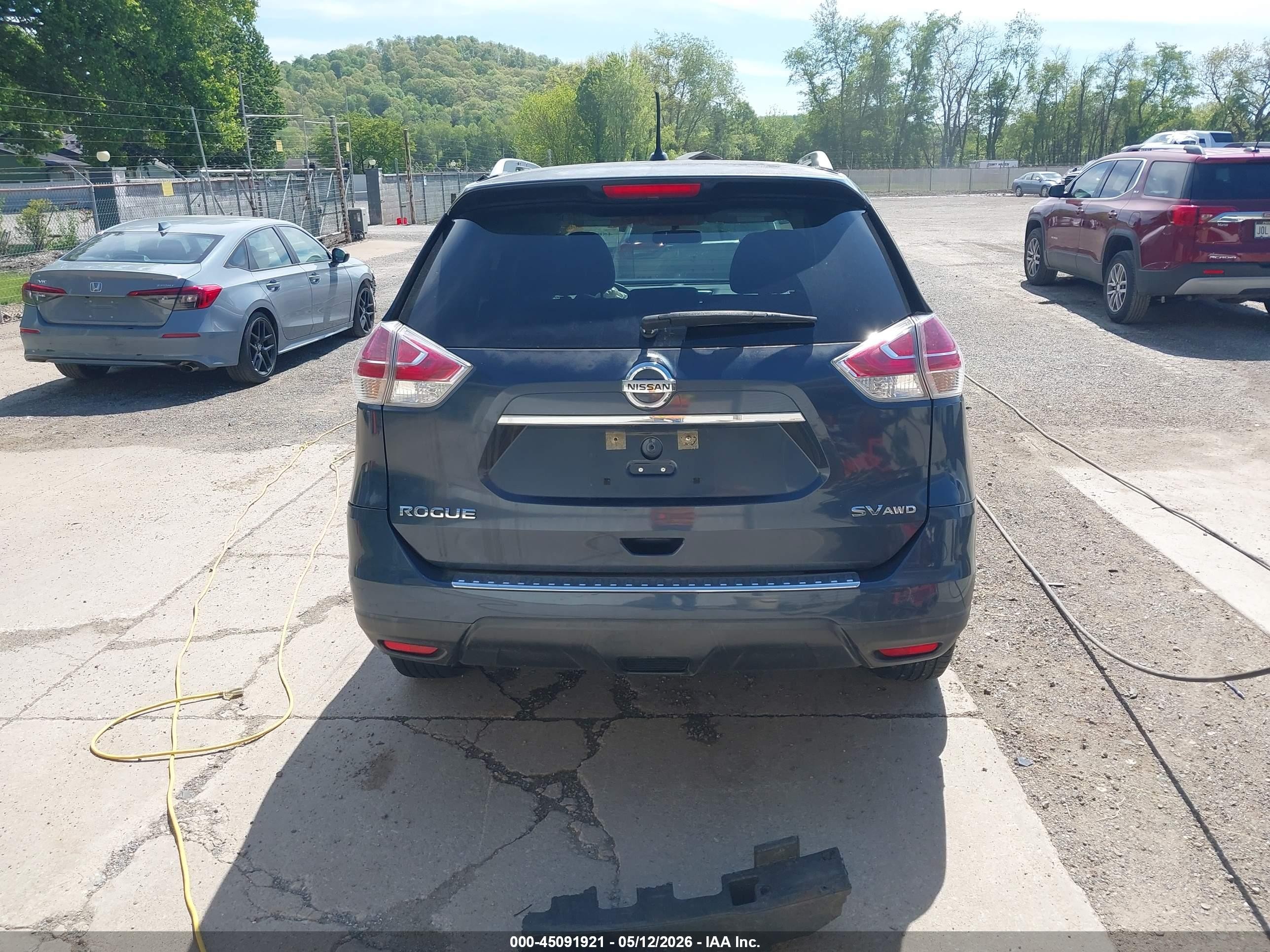 2015 Nissan Rogue Sv Navy vin: KNMAT2MV1FP512587