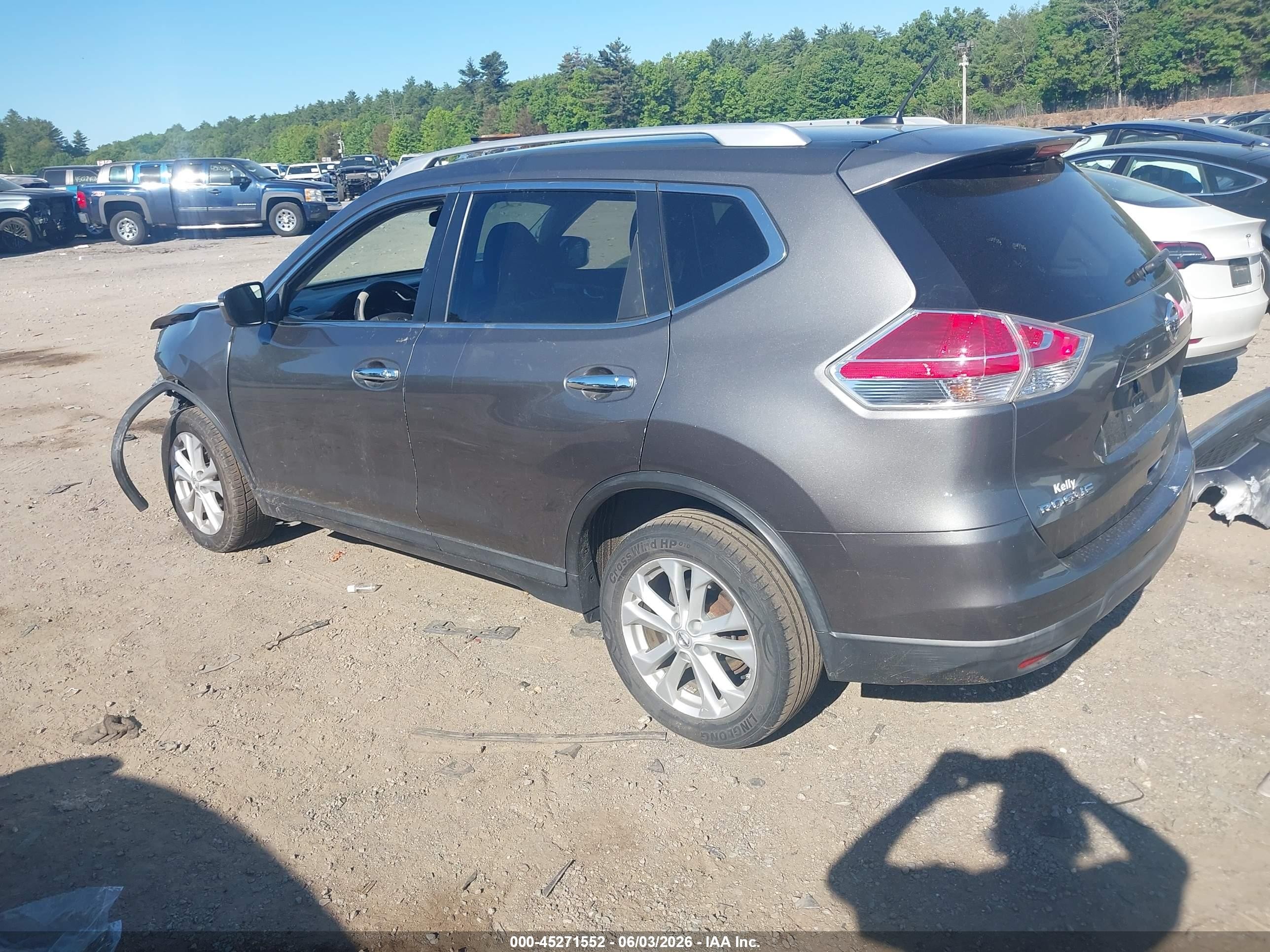 2015 Nissan Rogue Sv Silver vin: KNMAT2MV1FP520253