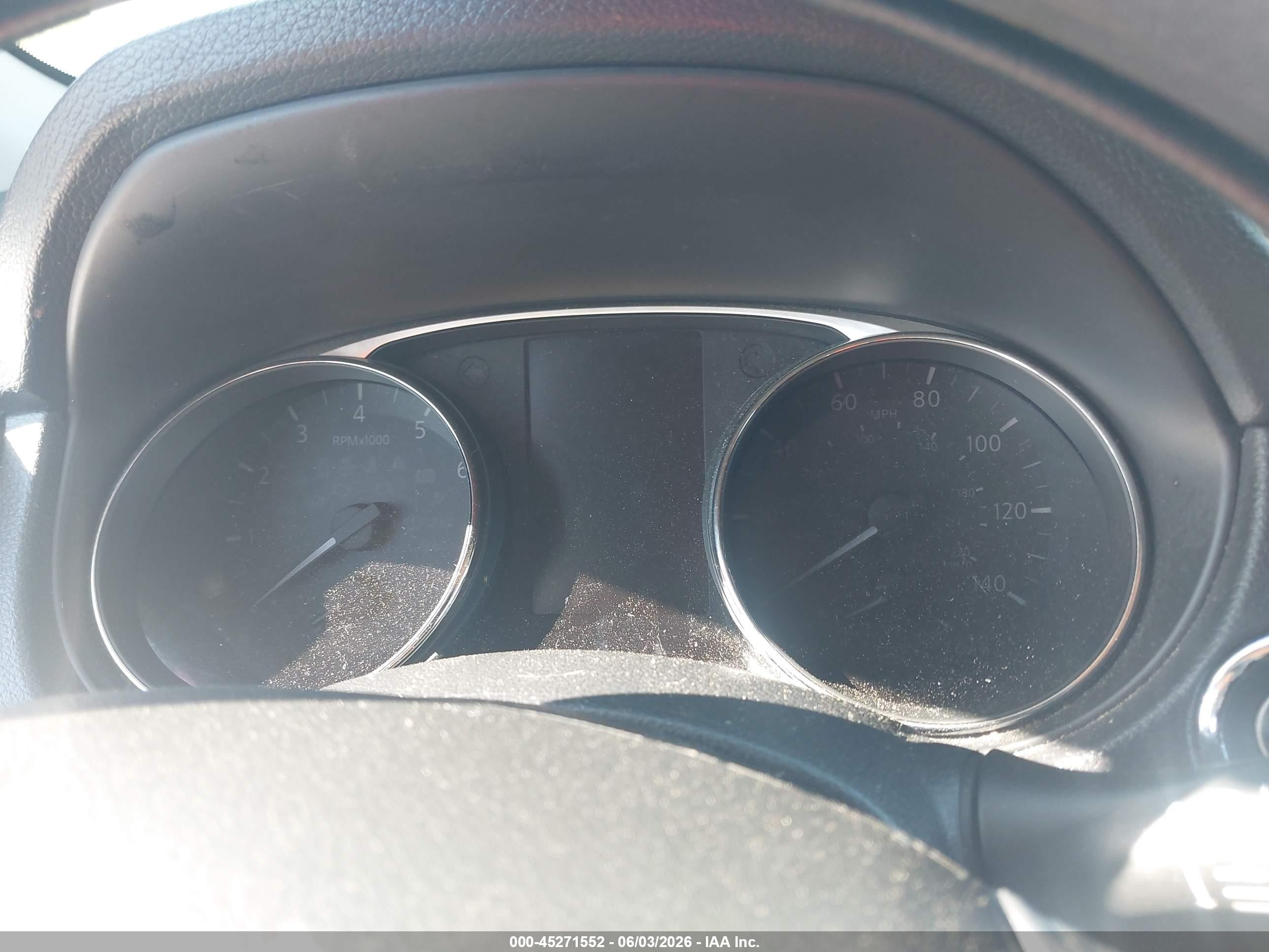 2015 Nissan Rogue Sv Silver vin: KNMAT2MV1FP520253
