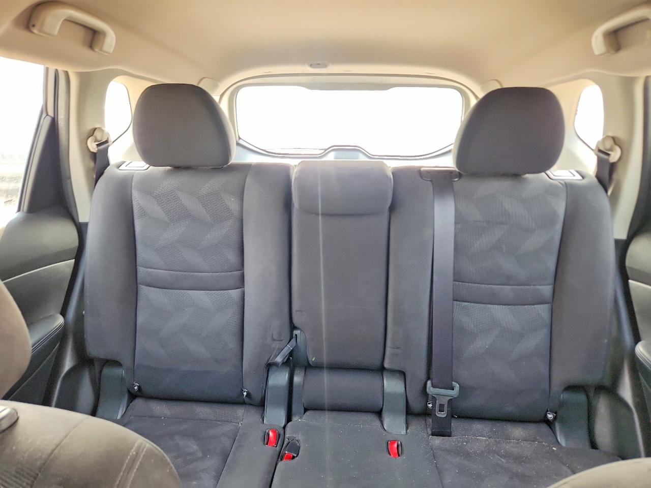 2015 Nissan Rogue S Blue vin: KNMAT2MV1FP527042