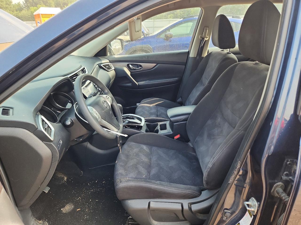 2015 Nissan Rogue S Blue vin: KNMAT2MV1FP527042