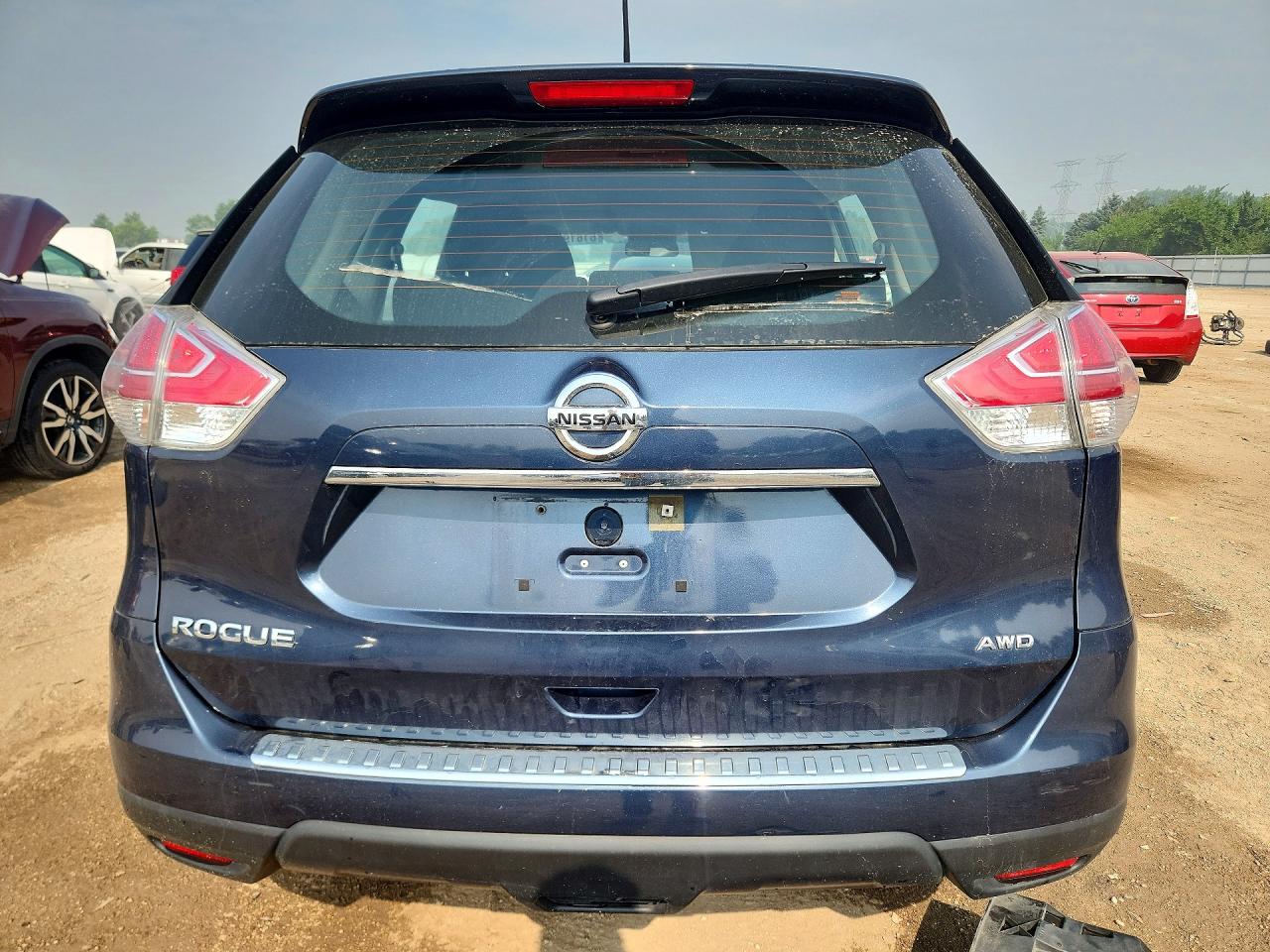 2015 Nissan Rogue S Blue vin: KNMAT2MV1FP527042