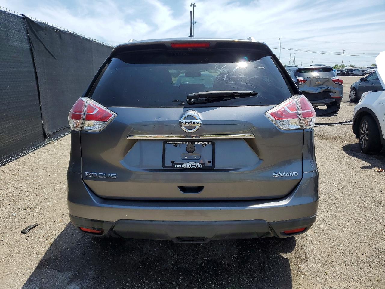 2015 Nissan Rogue Sv Серый vin: KNMAT2MV1FP528899