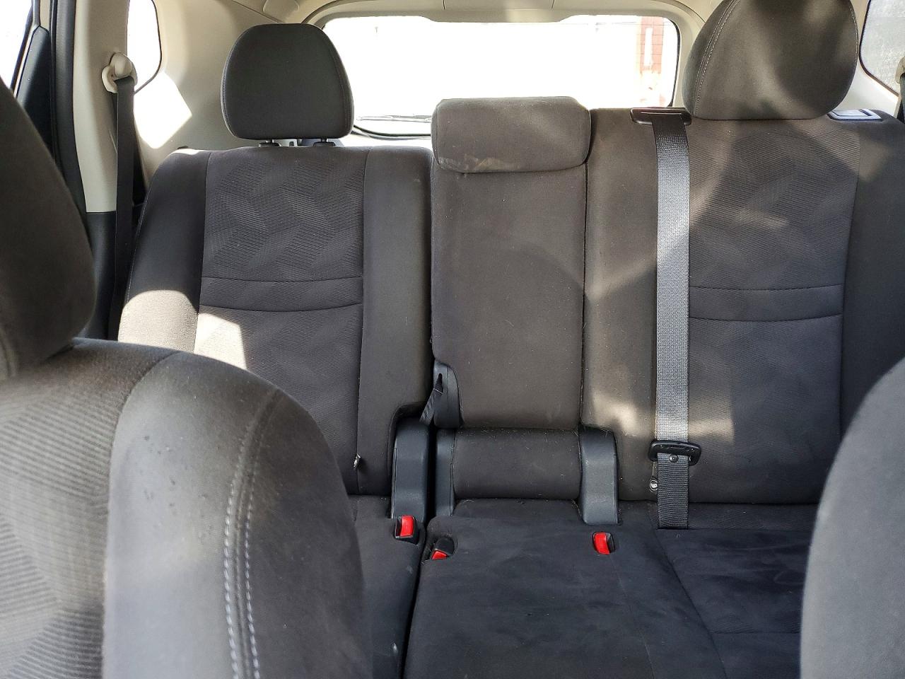 2015 Nissan Rogue Sv Серый vin: KNMAT2MV1FP528899