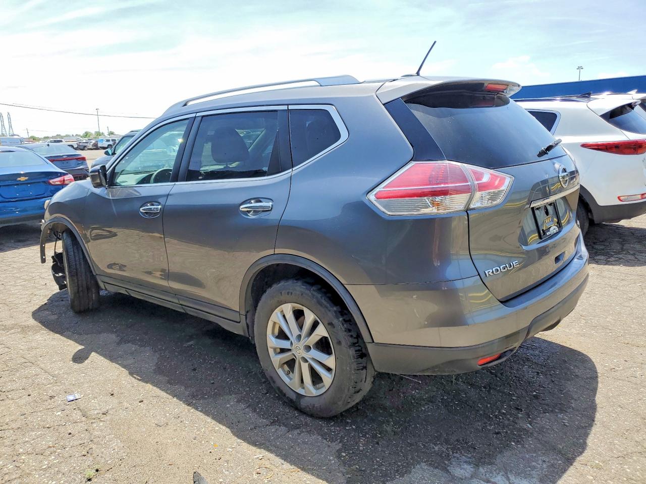2015 Nissan Rogue Sv Серый vin: KNMAT2MV1FP528899