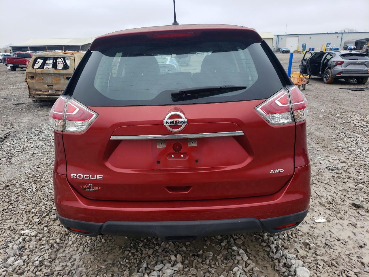 2015 Nissan Rogue S Maroon vin: KNMAT2MV1FP542964