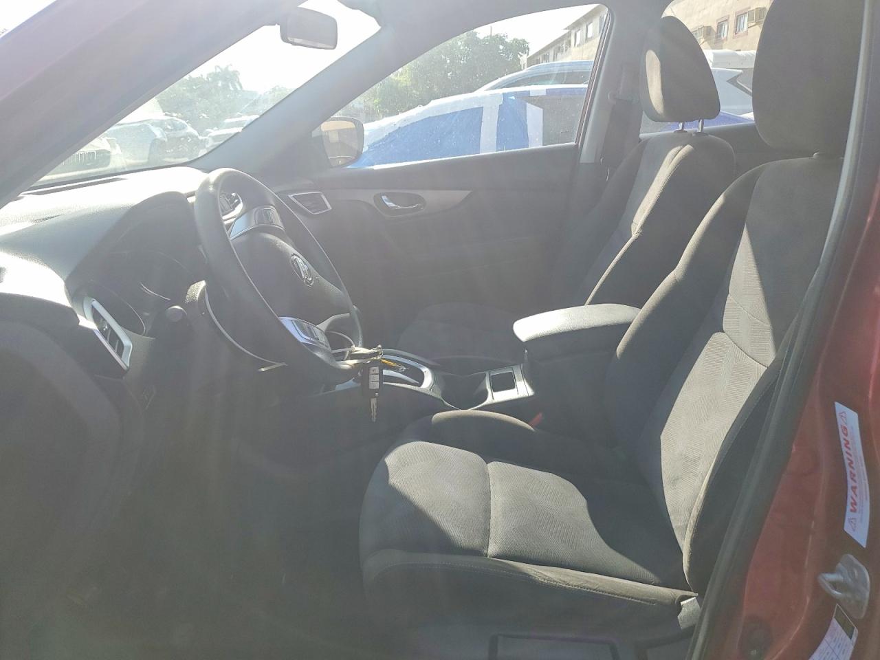 2015 Nissan Rogue S Красный vin: KNMAT2MV1FP549008